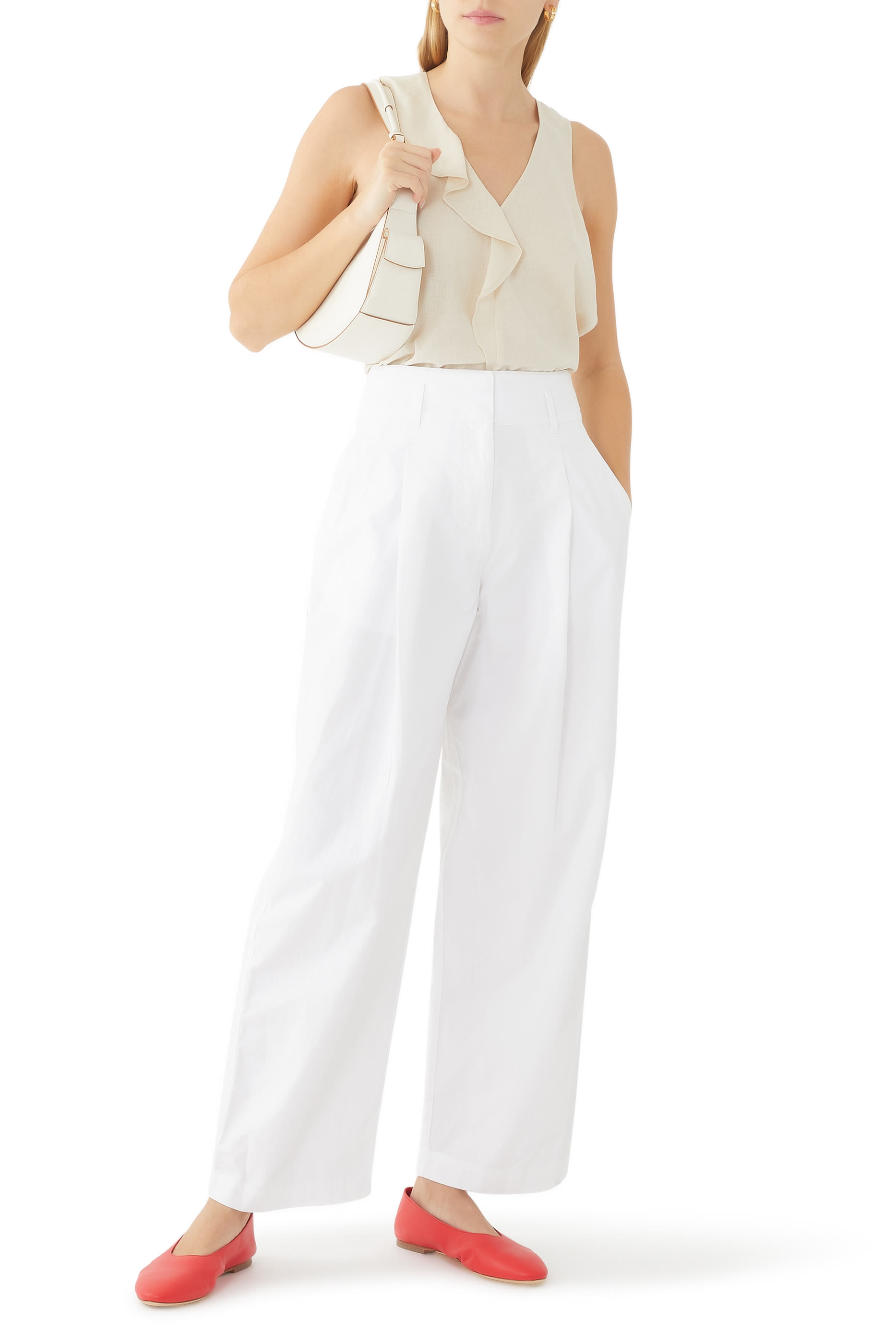 بلوزة بلا أكمام