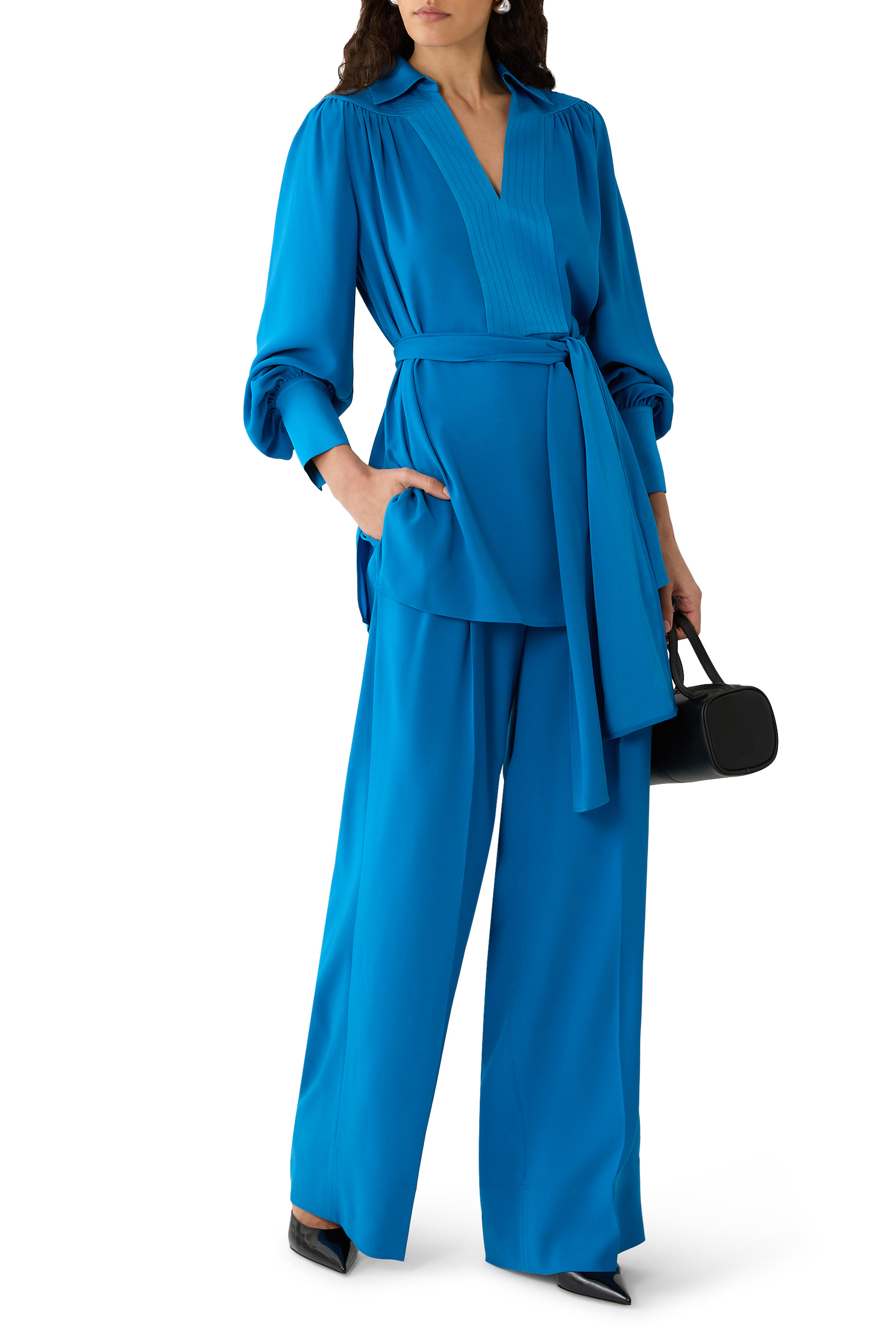 بنطال كارا كريب