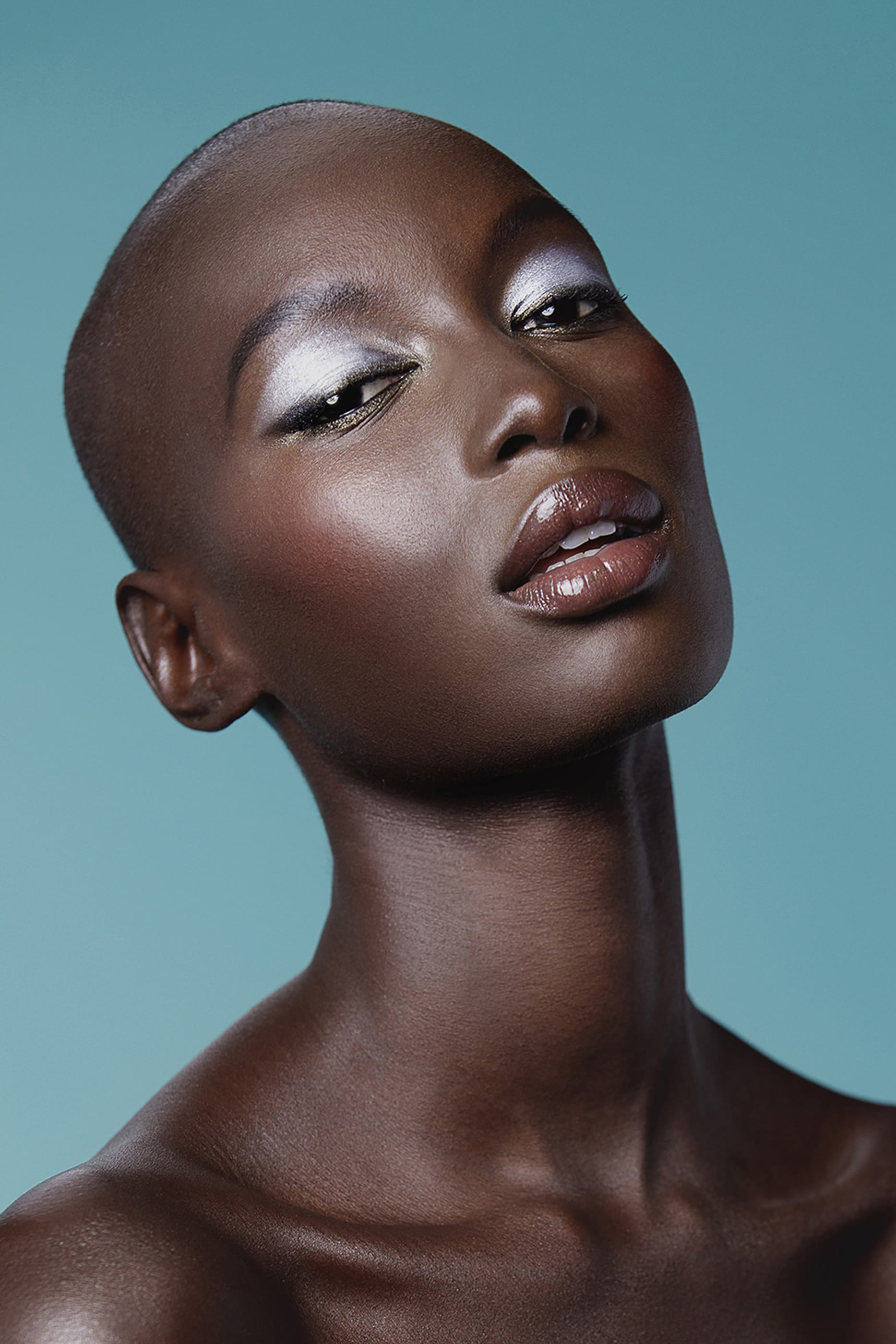 ظل عيون فيتو أومبري