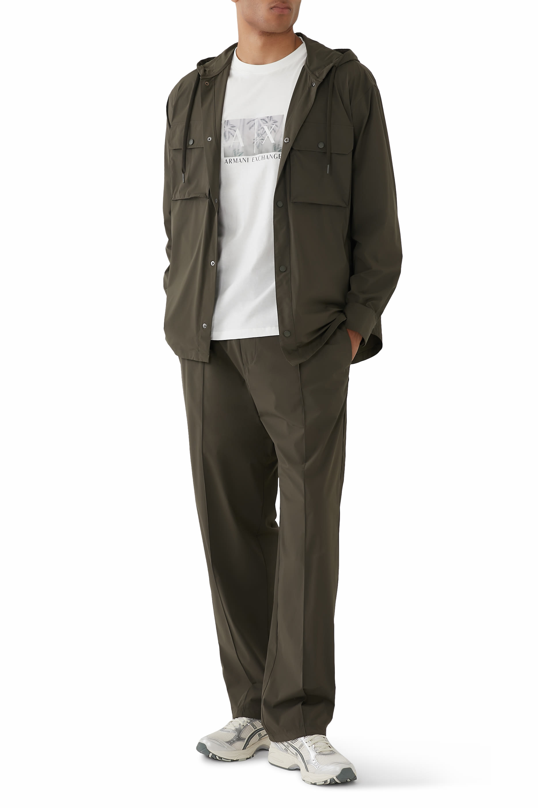 تيشيرت بشعار الماركة