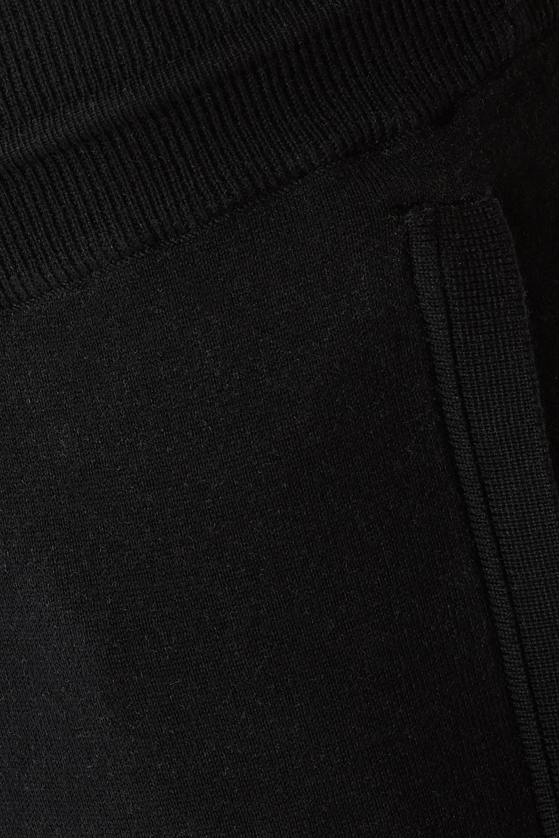 بنطال رياضي اتش-إدريكو