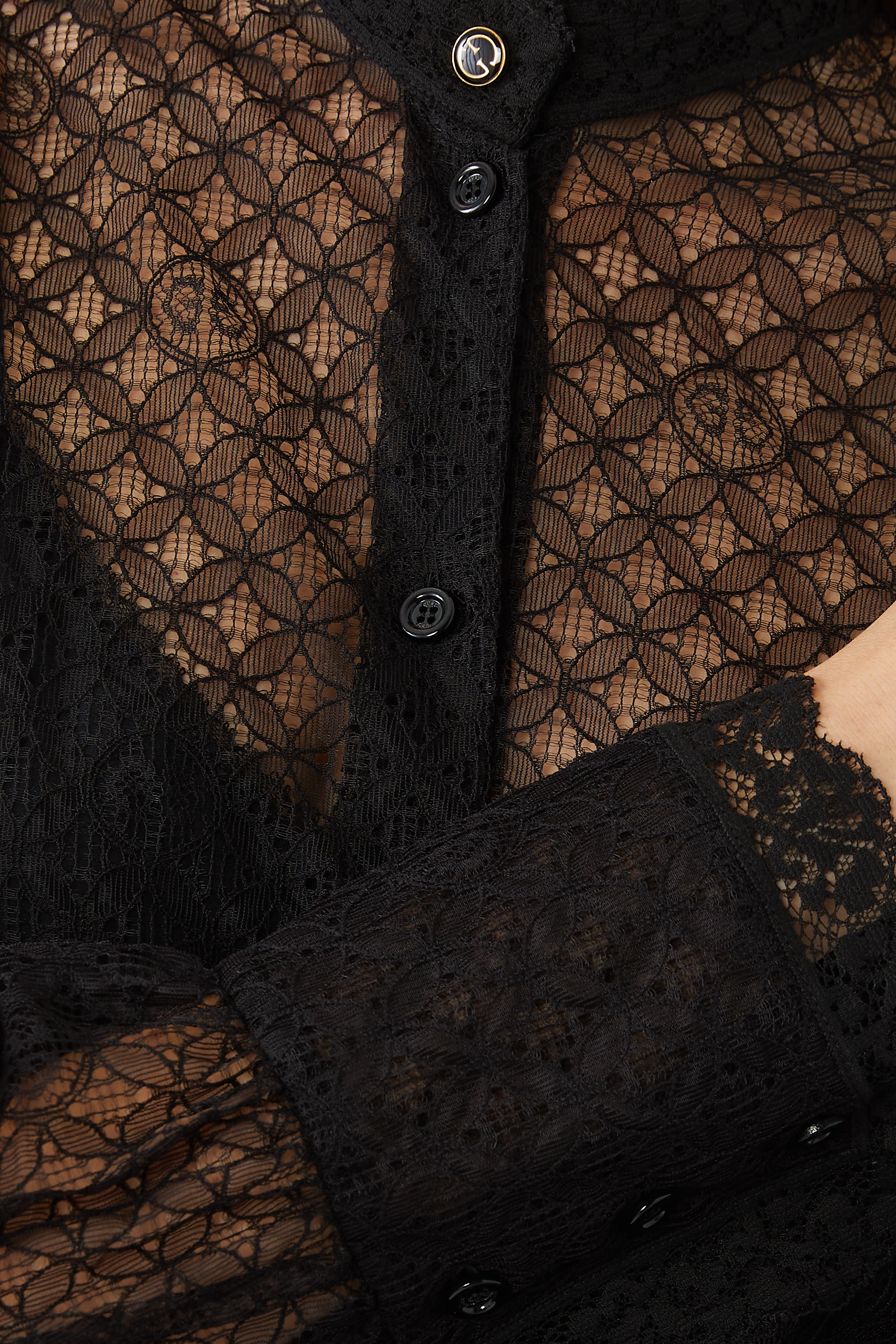 قميص دانتيل بأكمام منفوخة وشعار GG