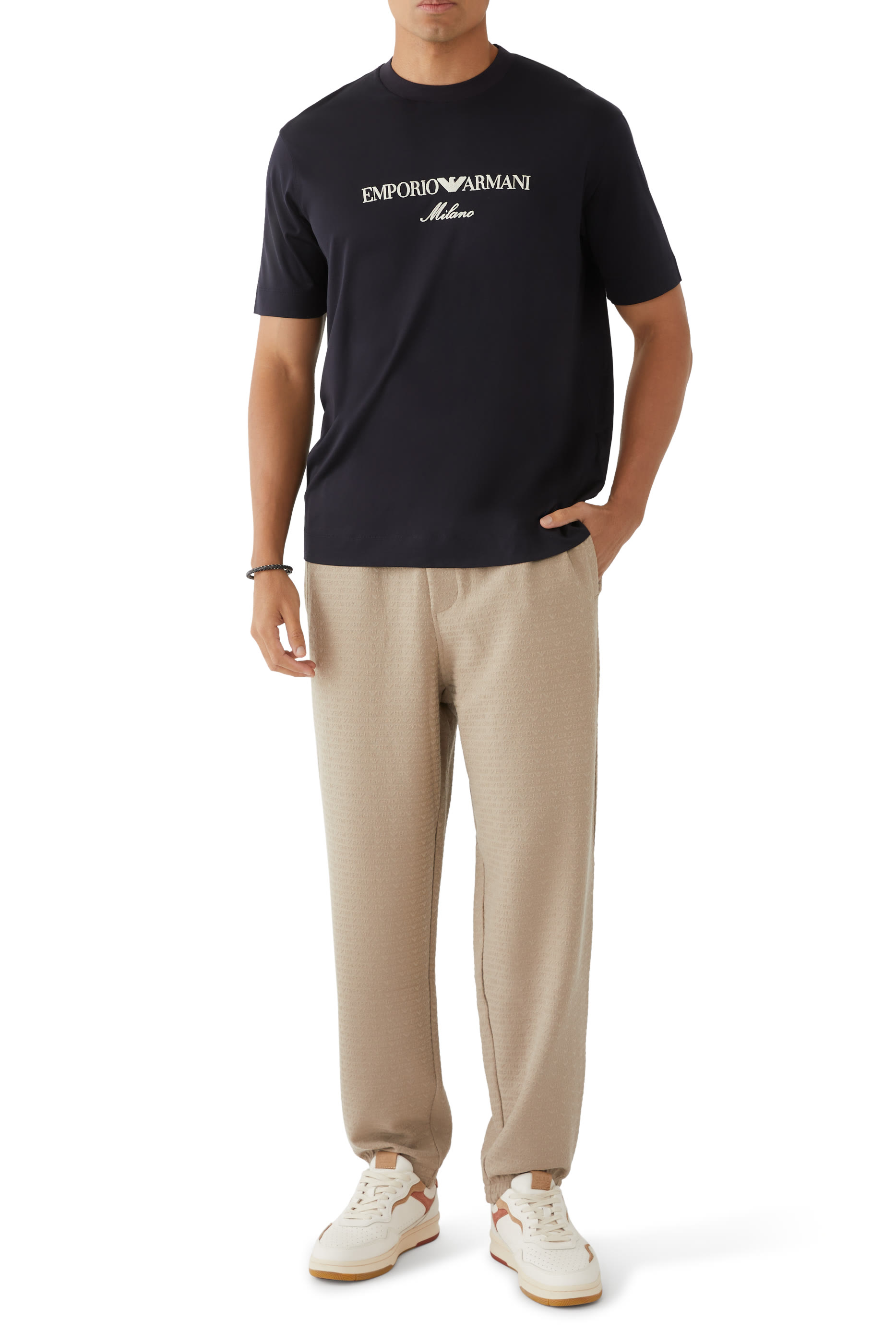 تيشيرت بشعار الماركة قطن