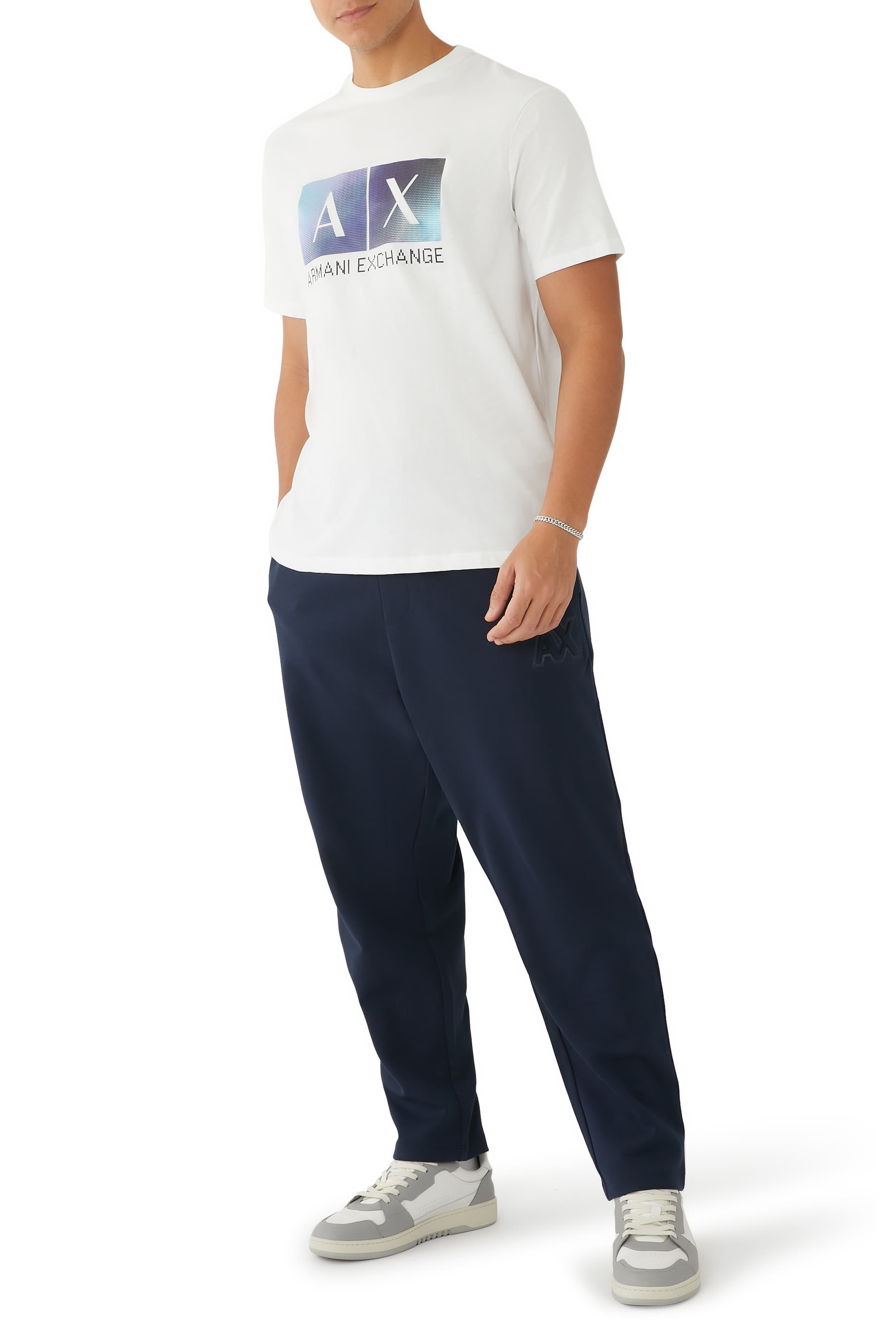 تيشيرت ميتا نايتشر بطبعات شعار الماركة