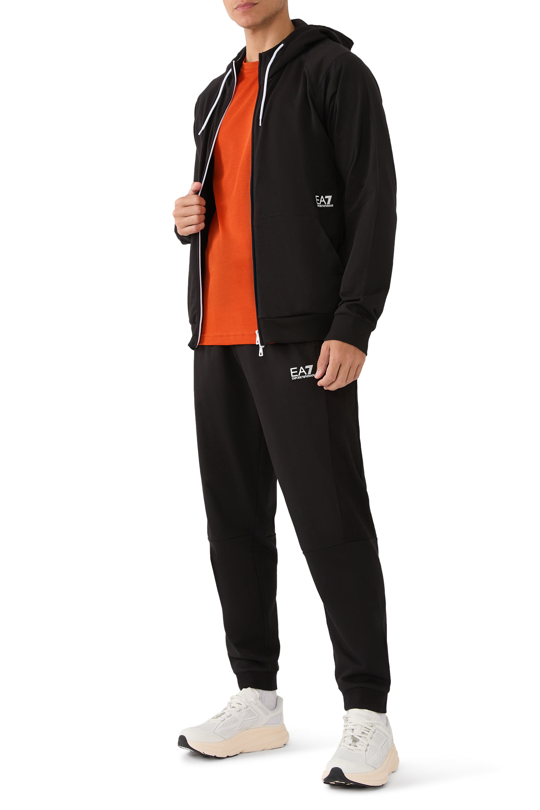 تيشيرت ديناميك أثليت بياقة ضيقة