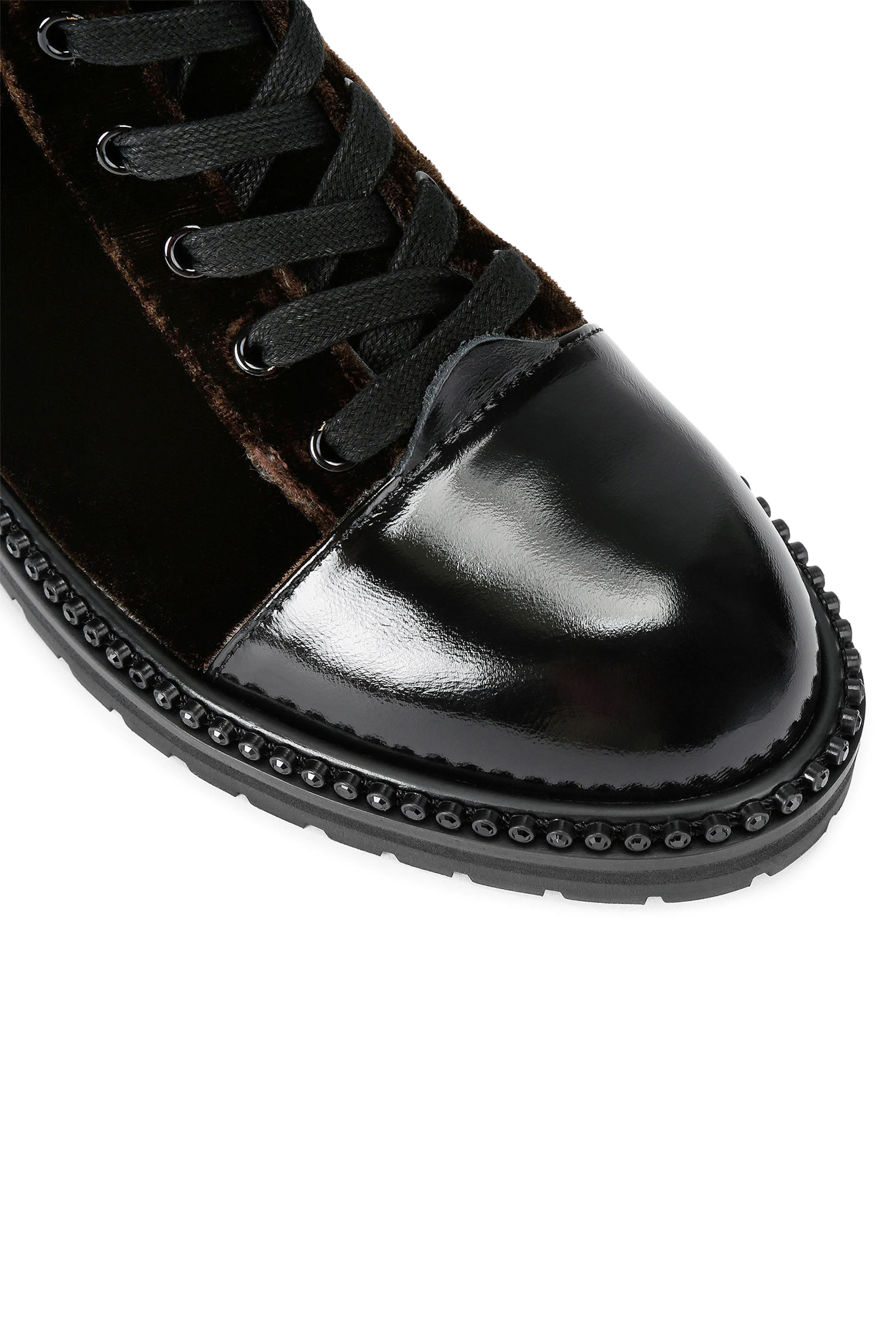 بوت ستوب بتصميم عسكري