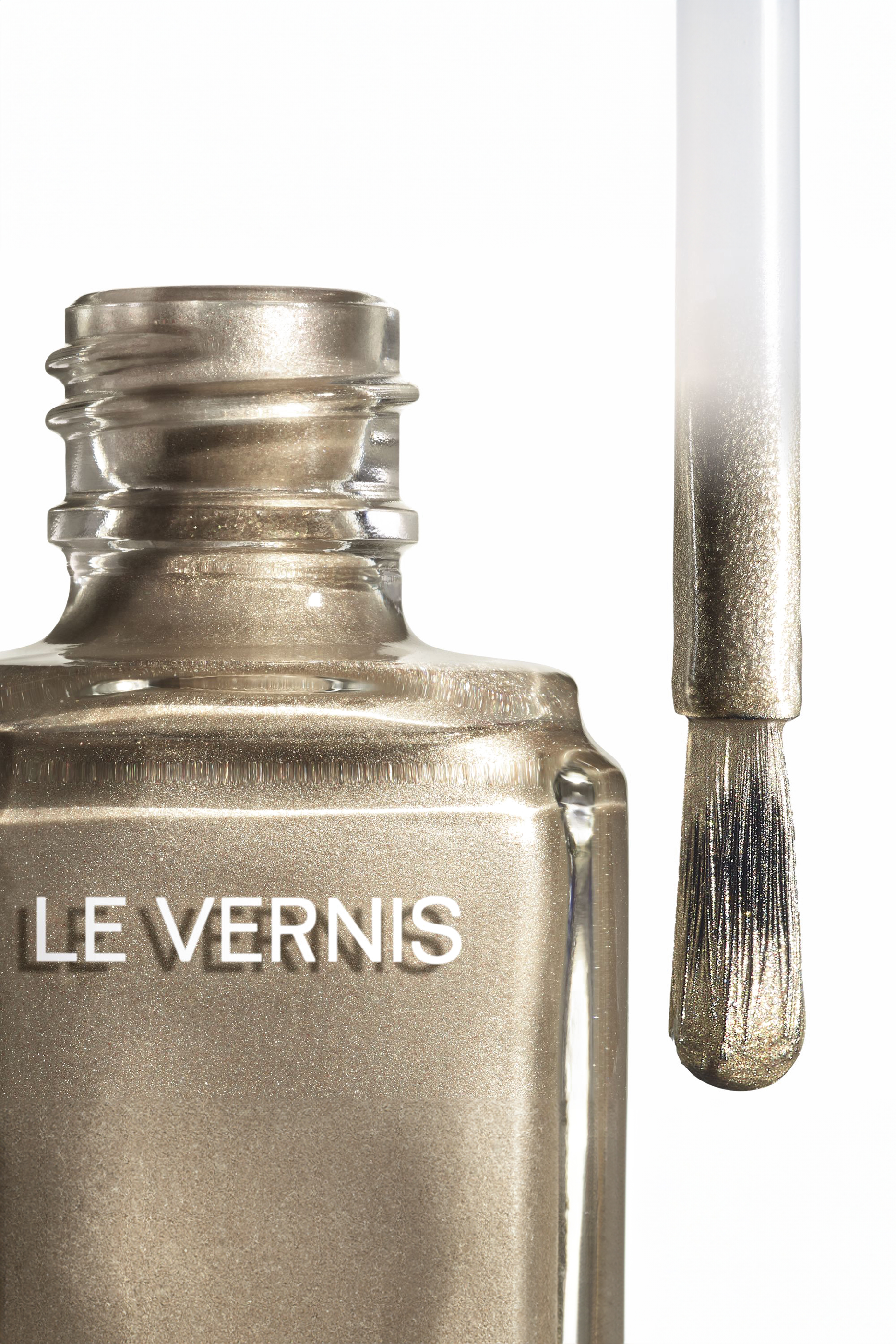 طلاء أظافر لو فيرنيس