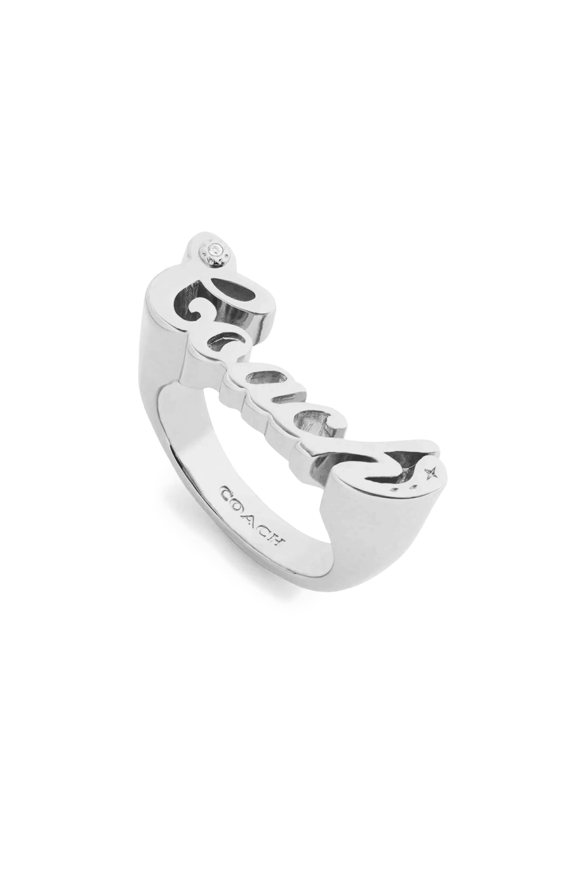 خاتم بتصميم شعار الماركة