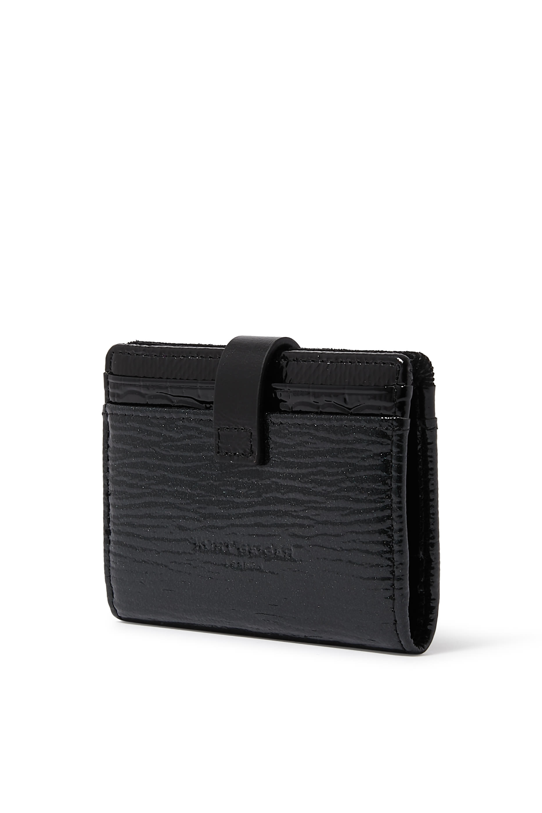 محفظة بفتحات متعددة للبطاقات