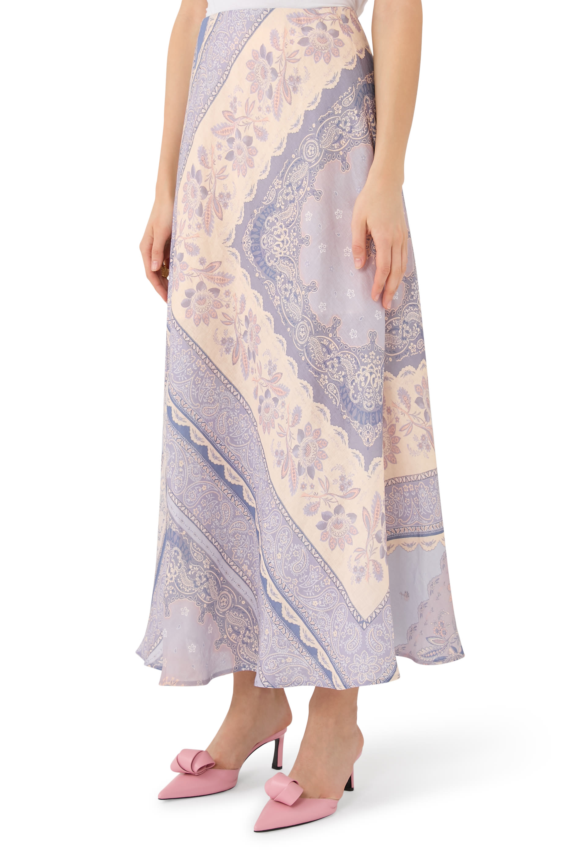 تنورة لاكي باياس