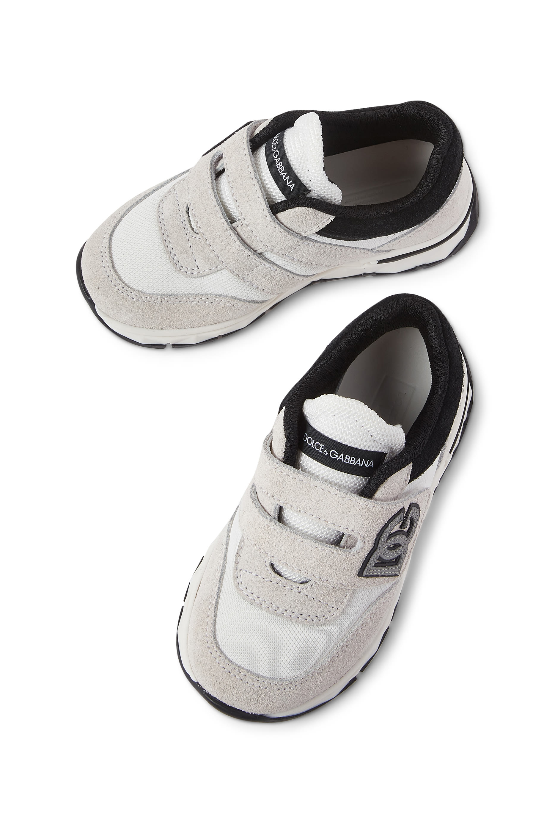 سنيكرز بشعار الماركة قماش شبكي وجلد مقسم بألوان