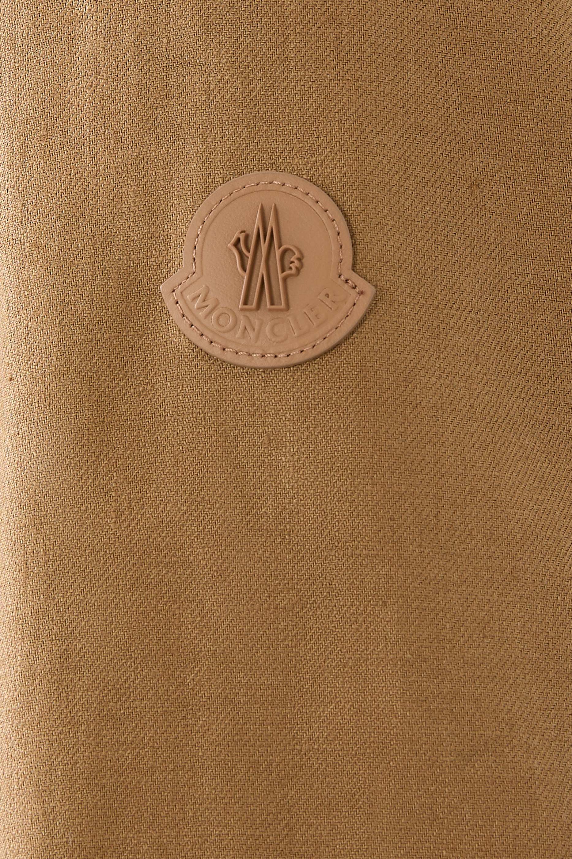 جاكيت كالاكي بتصميم قميص