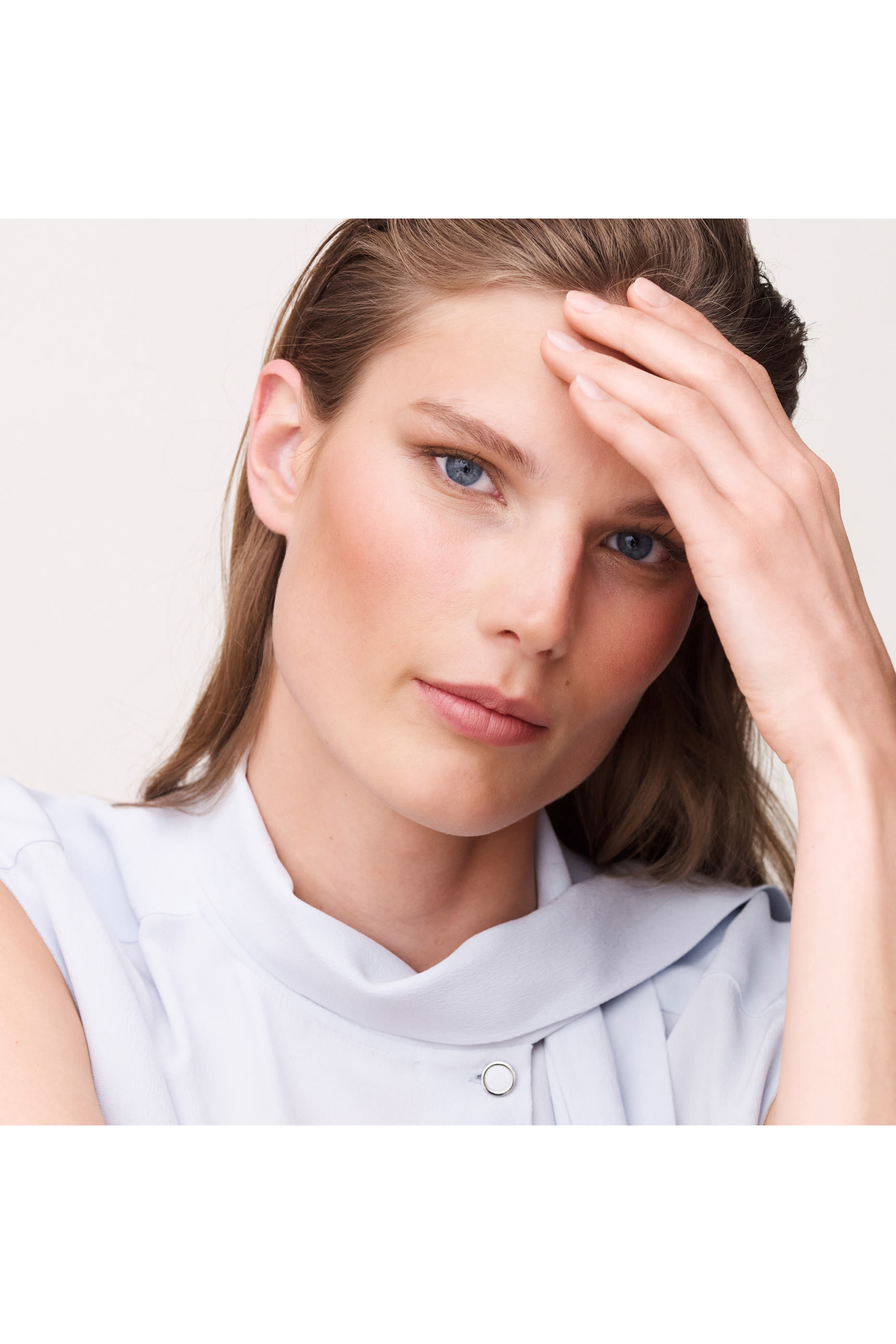 أيدي Herm&egrave;s, طلاء الأظافر,البنّي الرّمادي