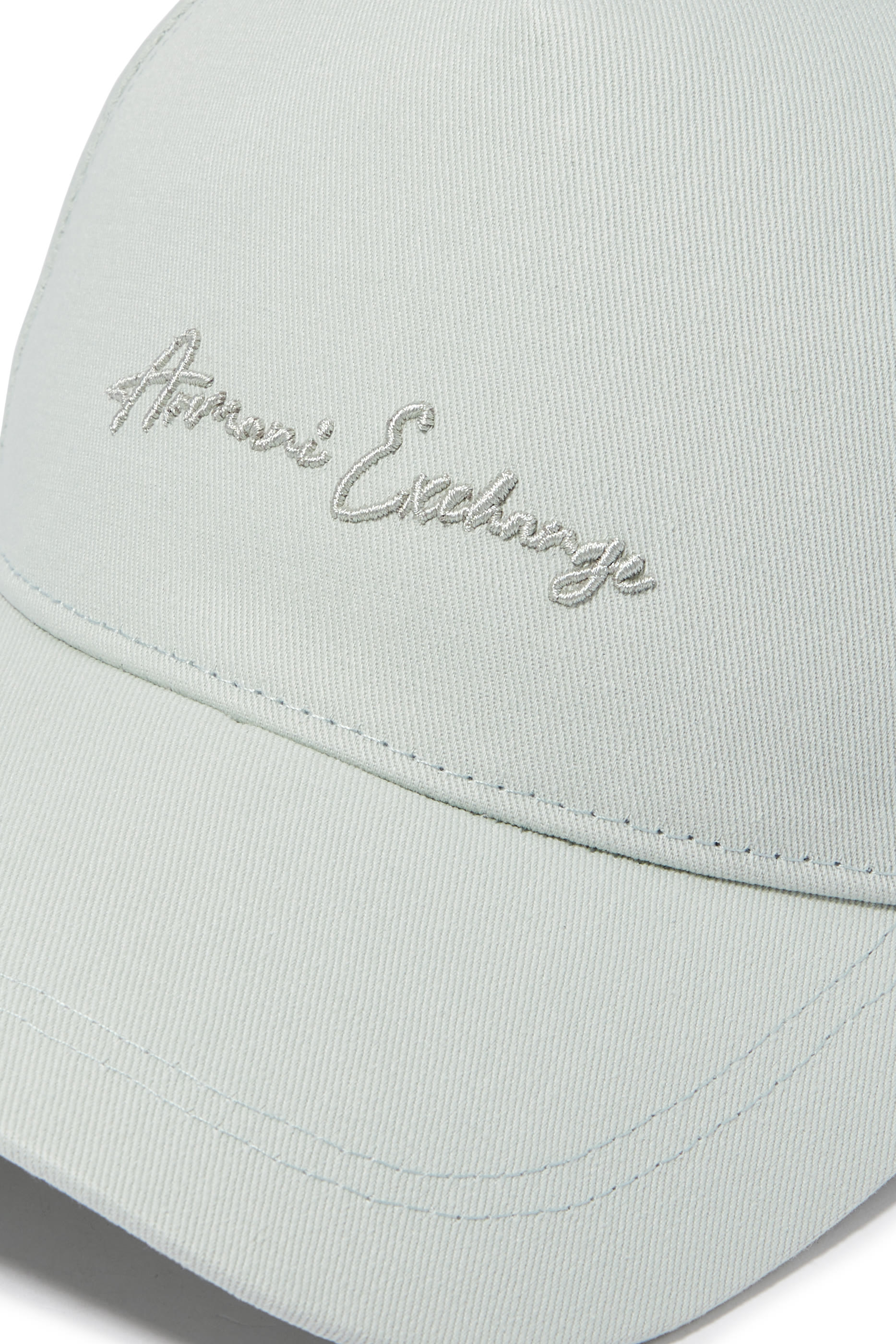 كاب بيسبول ايسنشال بشعار الماركة