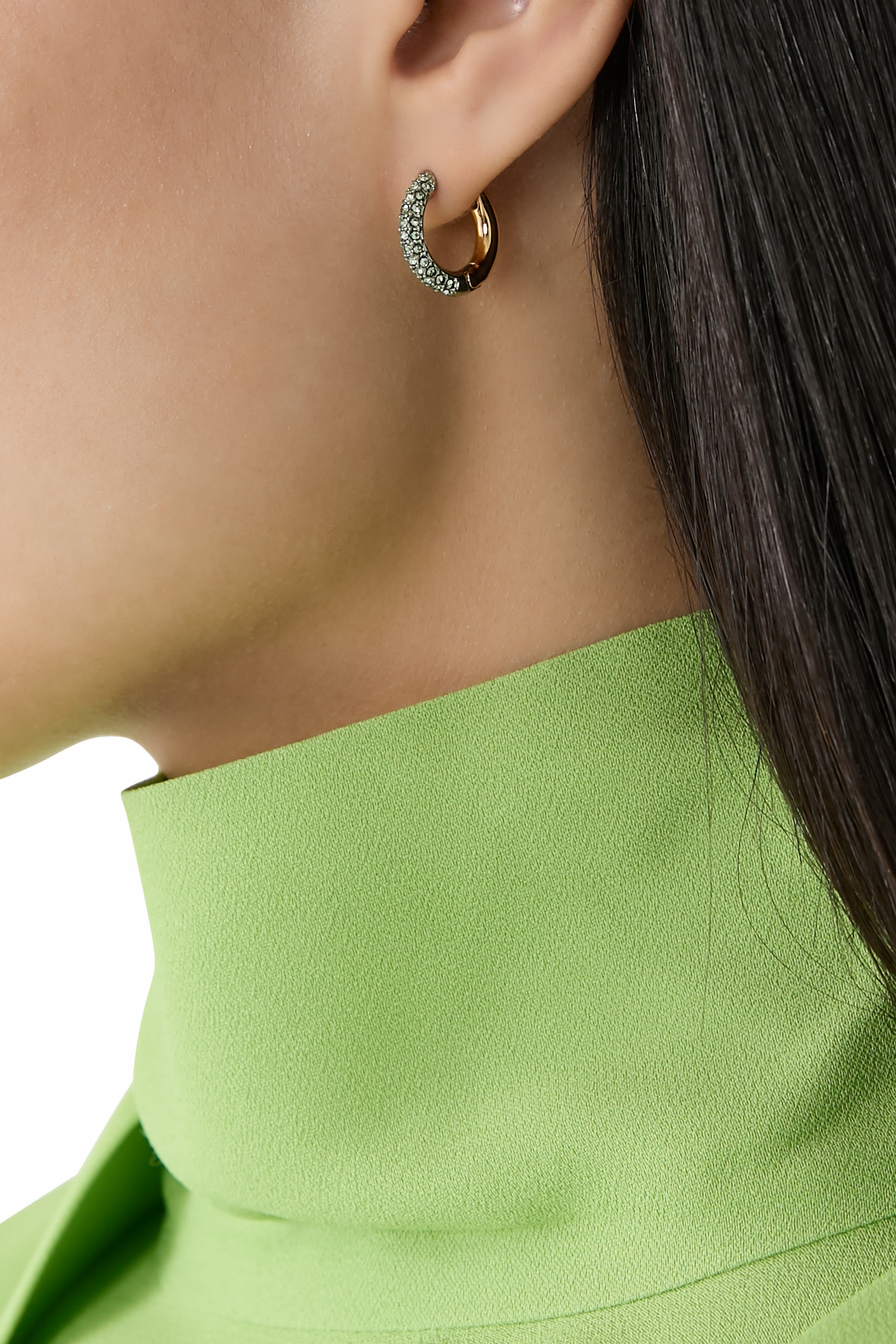 أقراط هاجي مرصعة بأحجار بافيه، نحاس