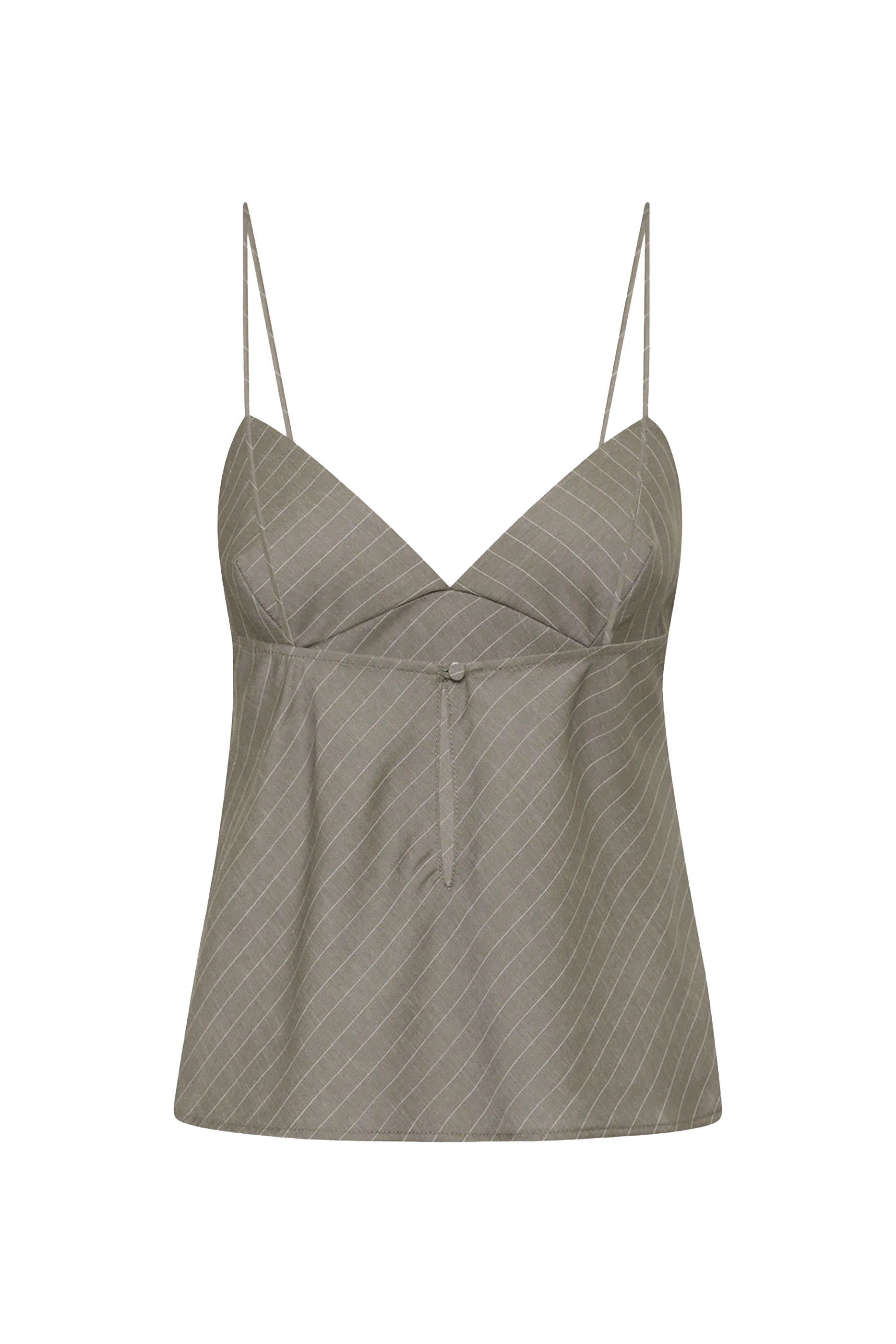 بلوزة بنمط كاميسول بقصة مائلة