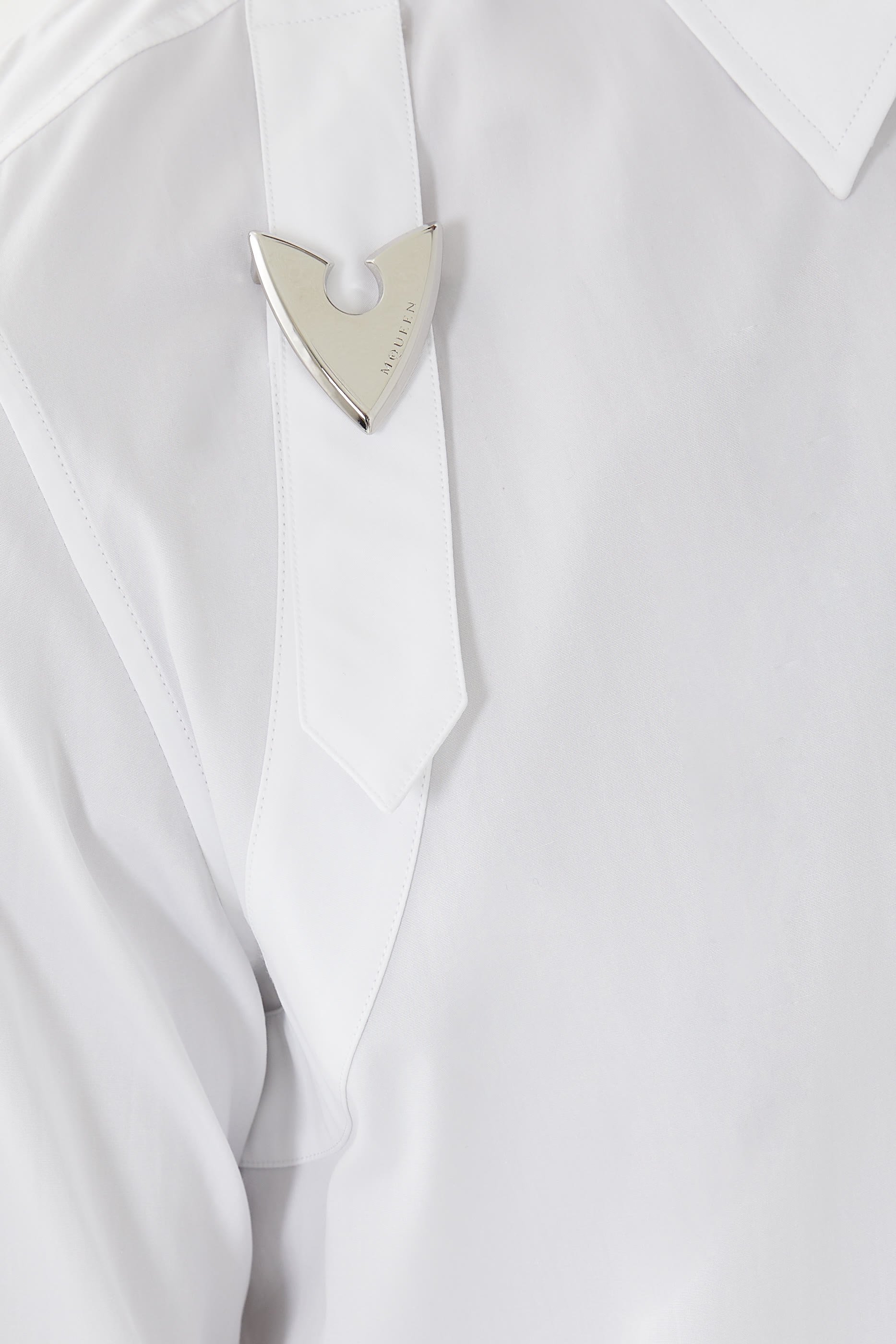 قميص آرو هيرنيس