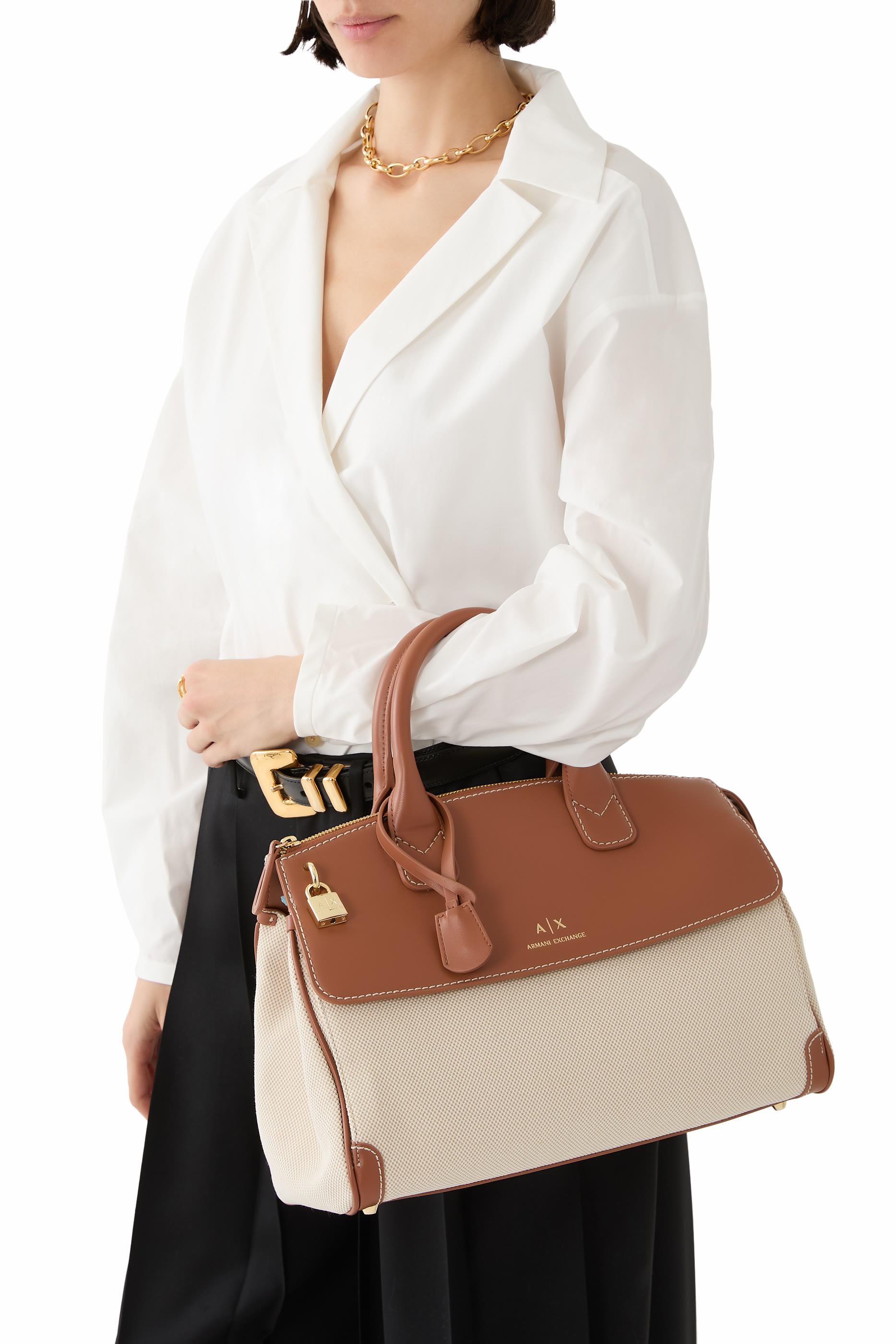 حقيبة يد جين بشعار الماركة