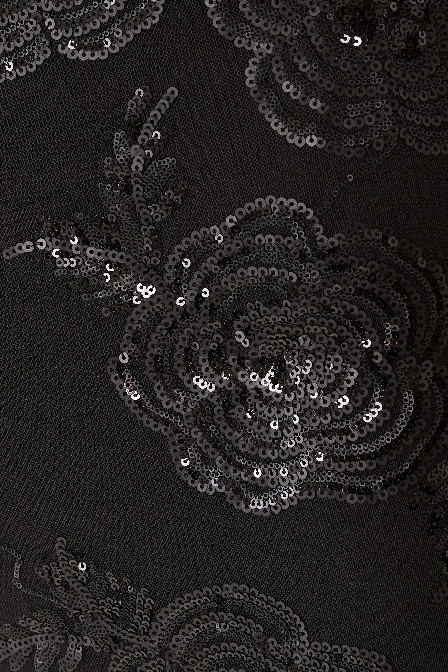 تنورة متوسطة الطول بترتر