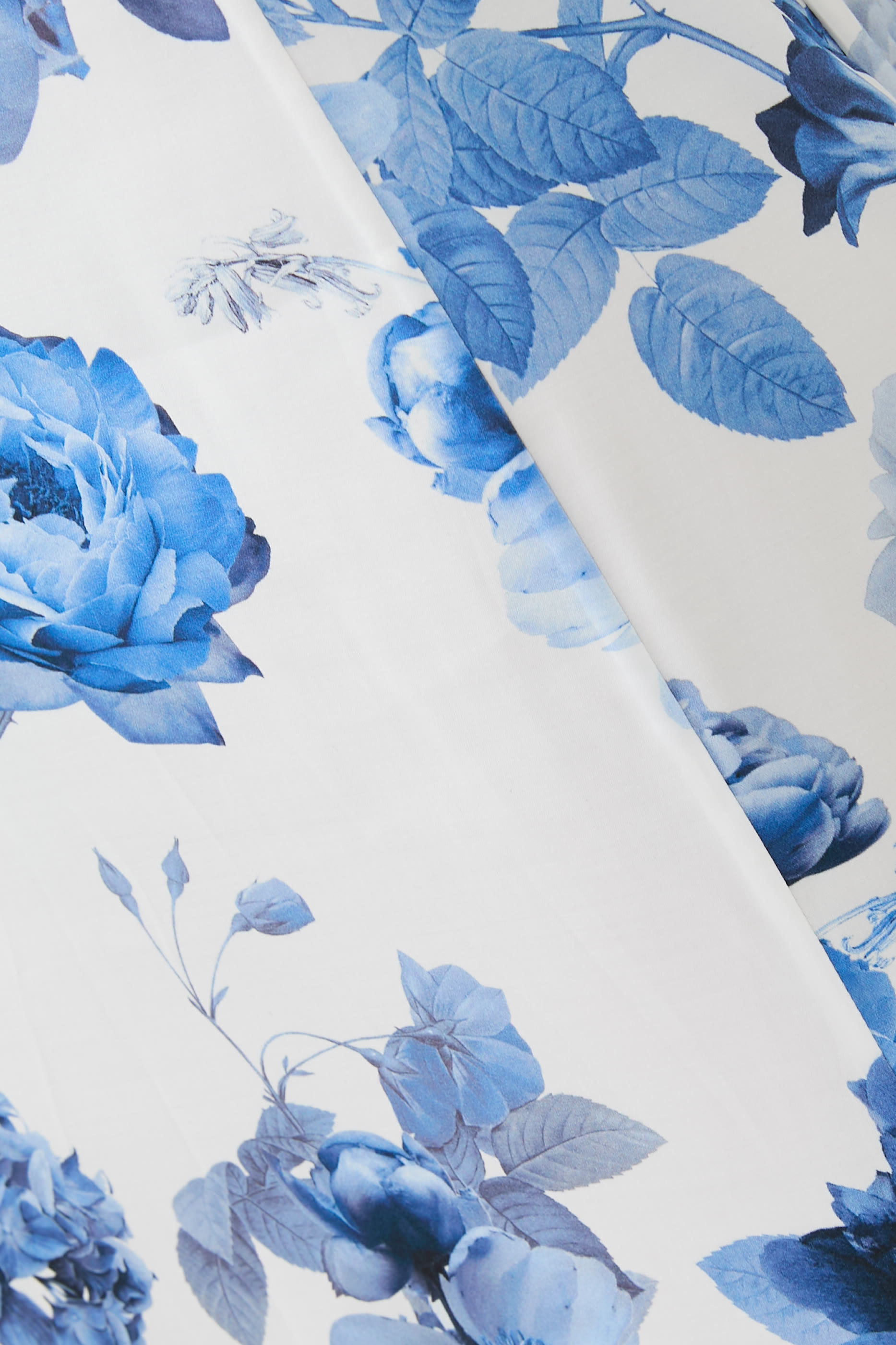 تنورة ستيفين طويلة