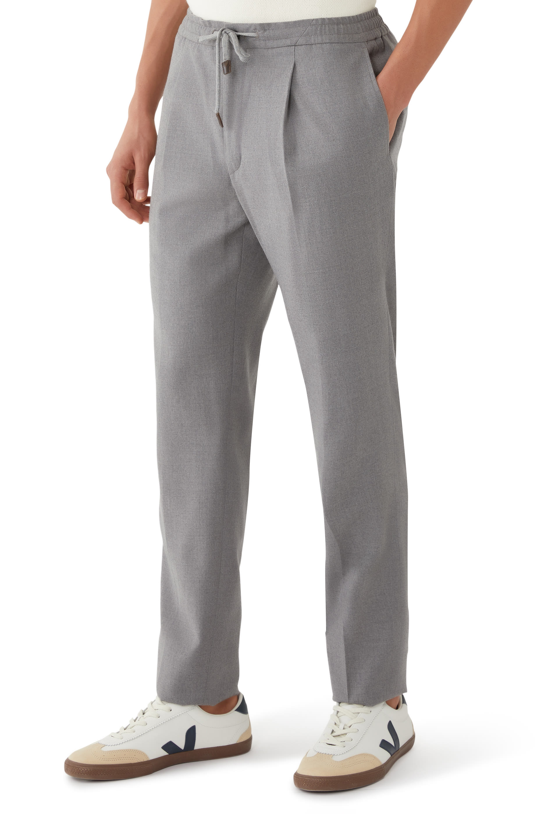 بنطال فلانيل بقصة تضيق باتجاه الحافة