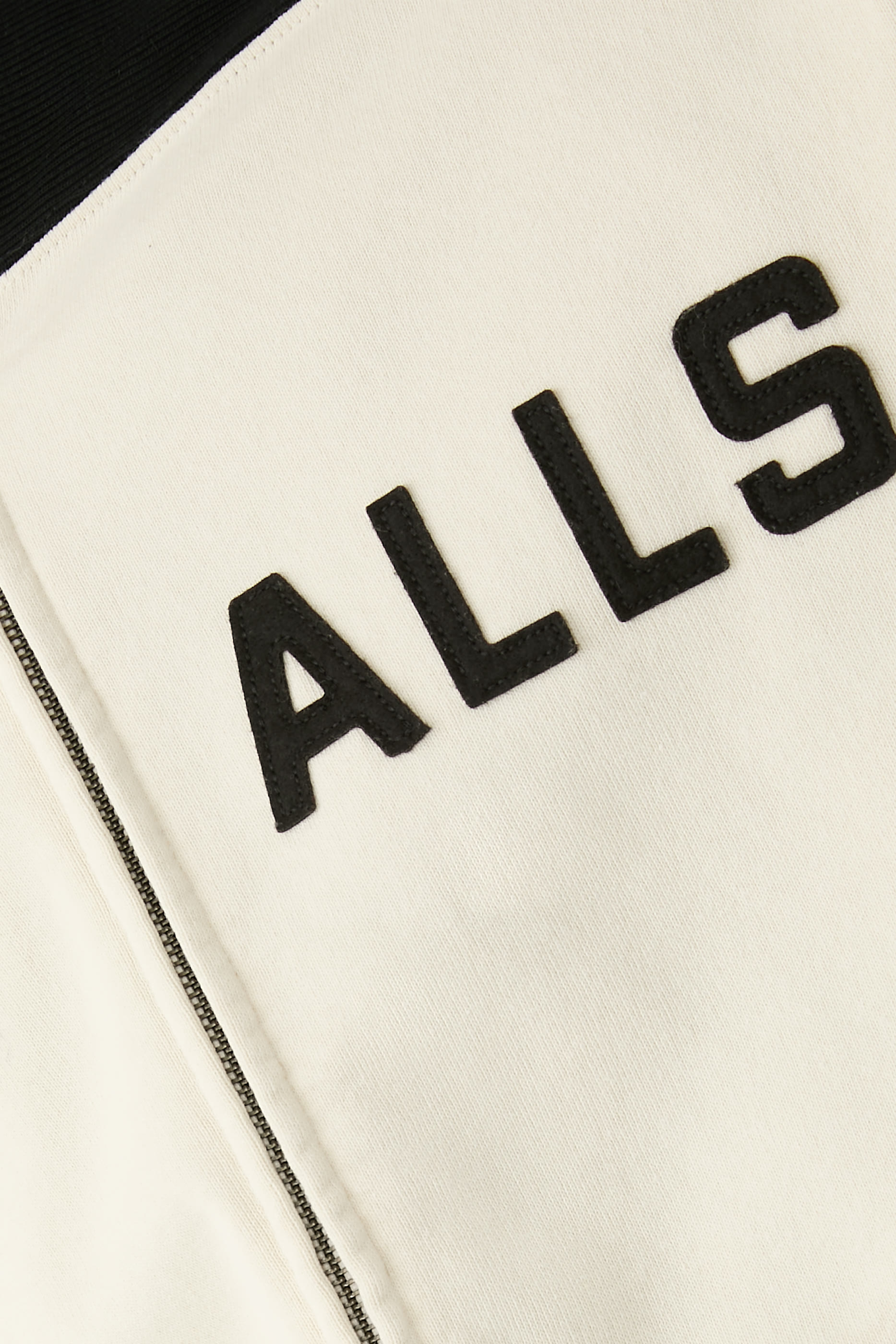 سويت شيرت بسحاب