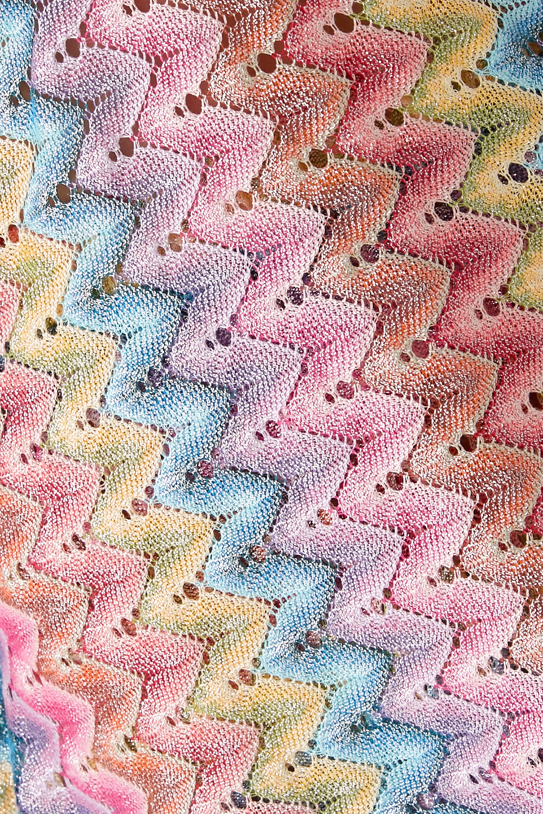 روب قصير بنقشة خطوط متعرجة للإرتداء فوق ملابس السباحة