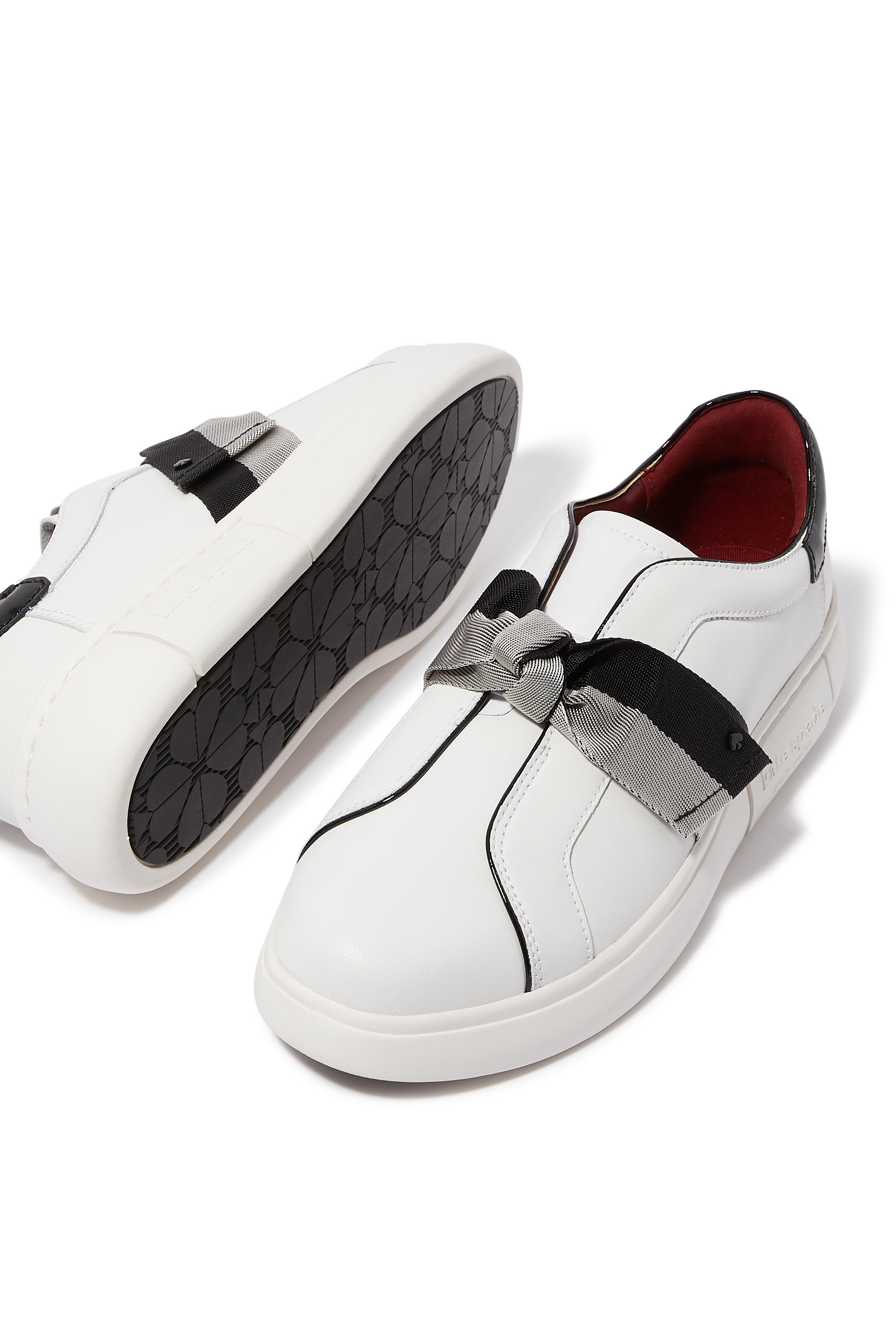 سنيكرز ليكسي