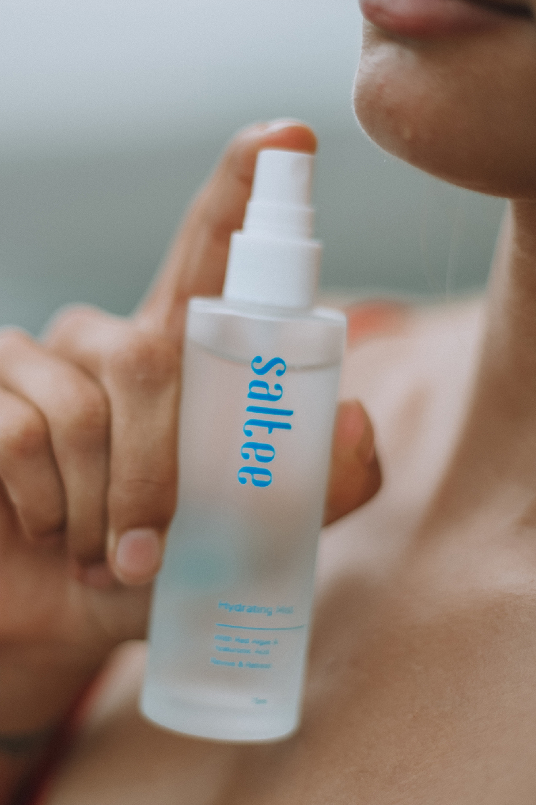 بخاخ مرطب للوجه