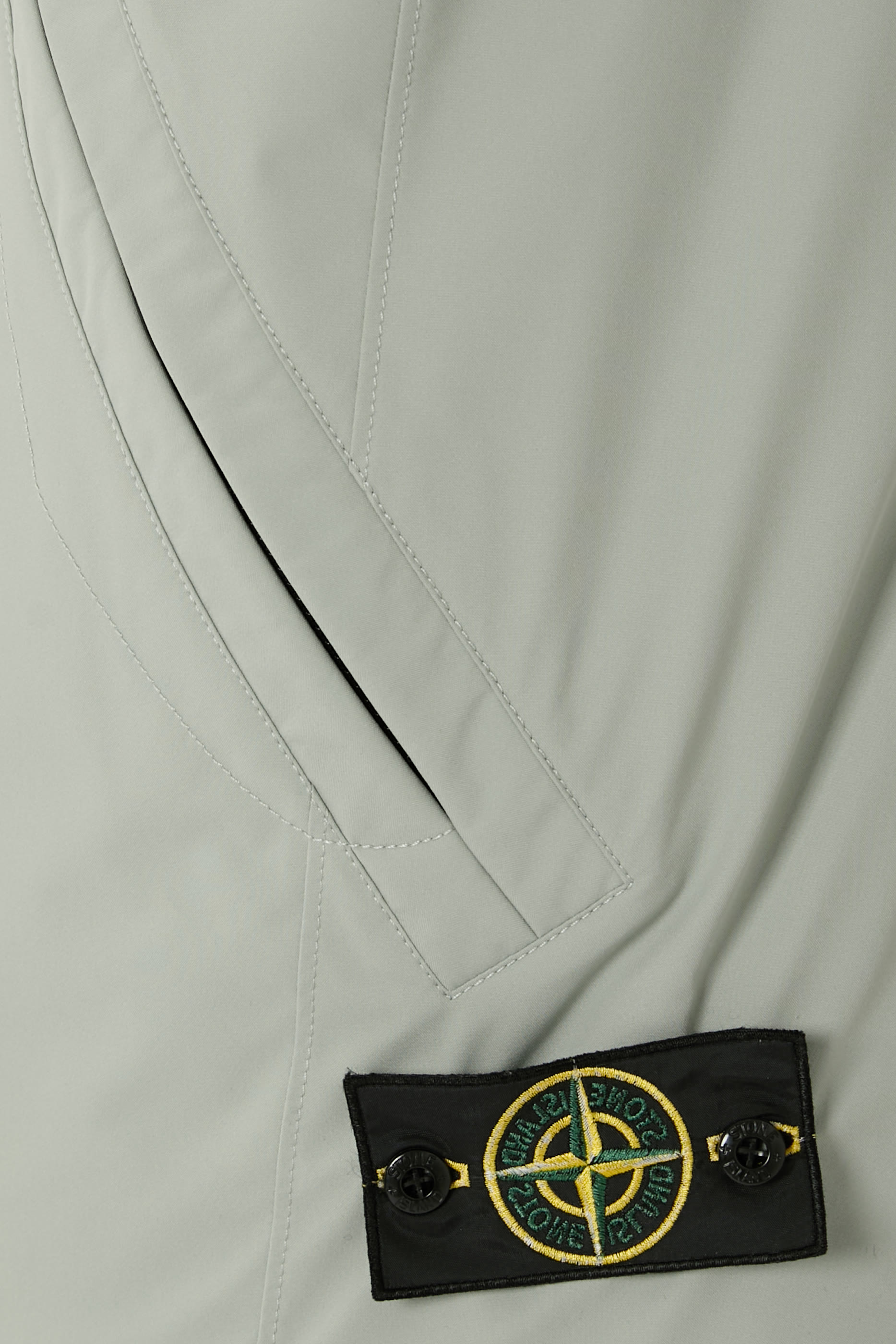 فيست سوفت شيل مصبوغ بتقنية ري داي