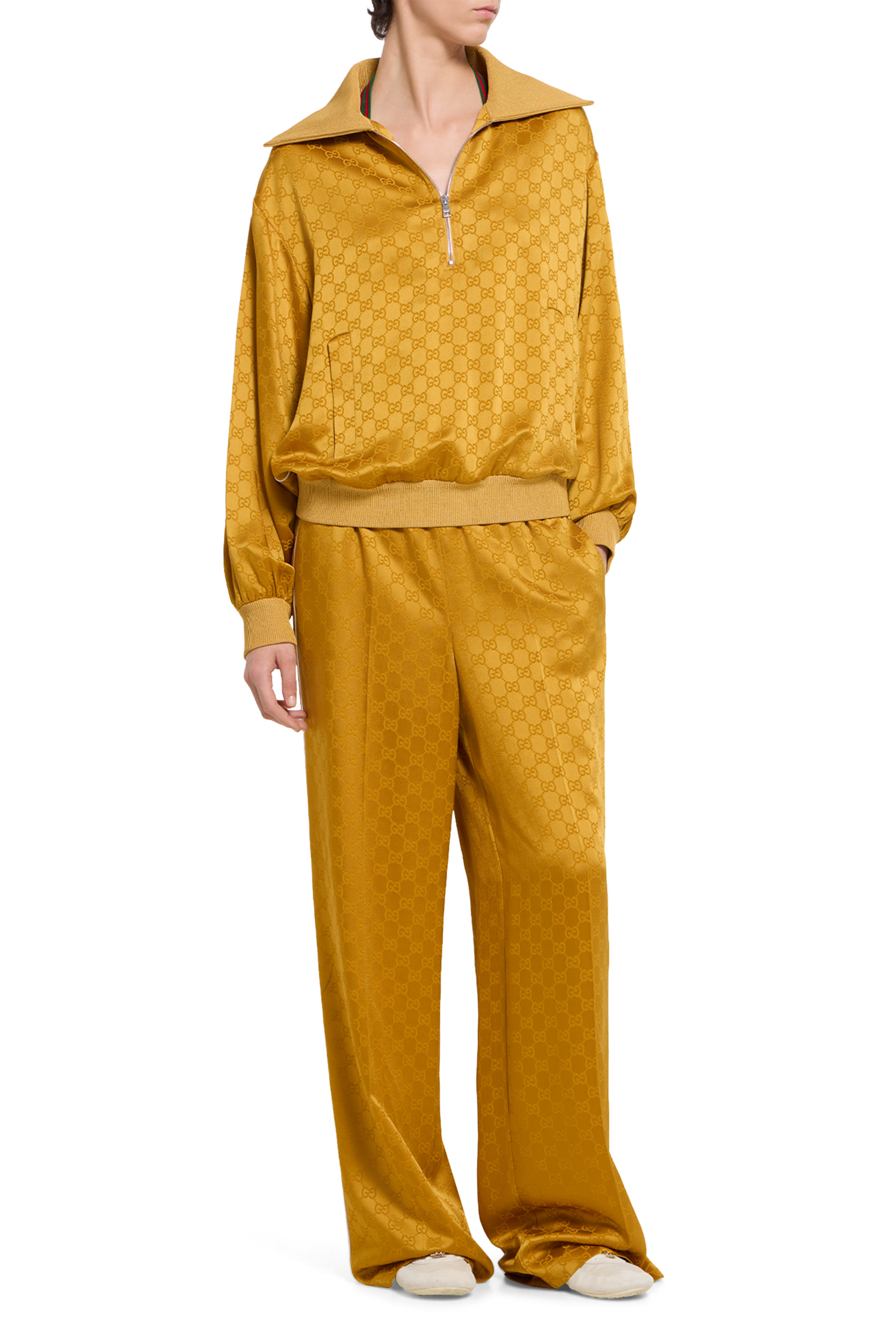 كنزة أسيتات جاكار بشعار الماركة