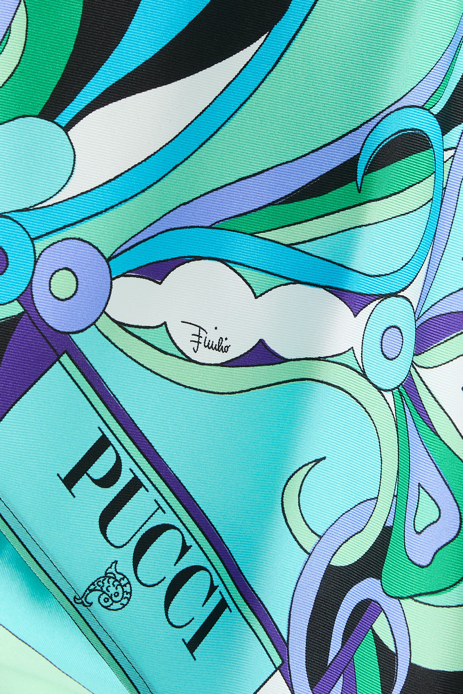 بلوزة بنقشة اوركيدي