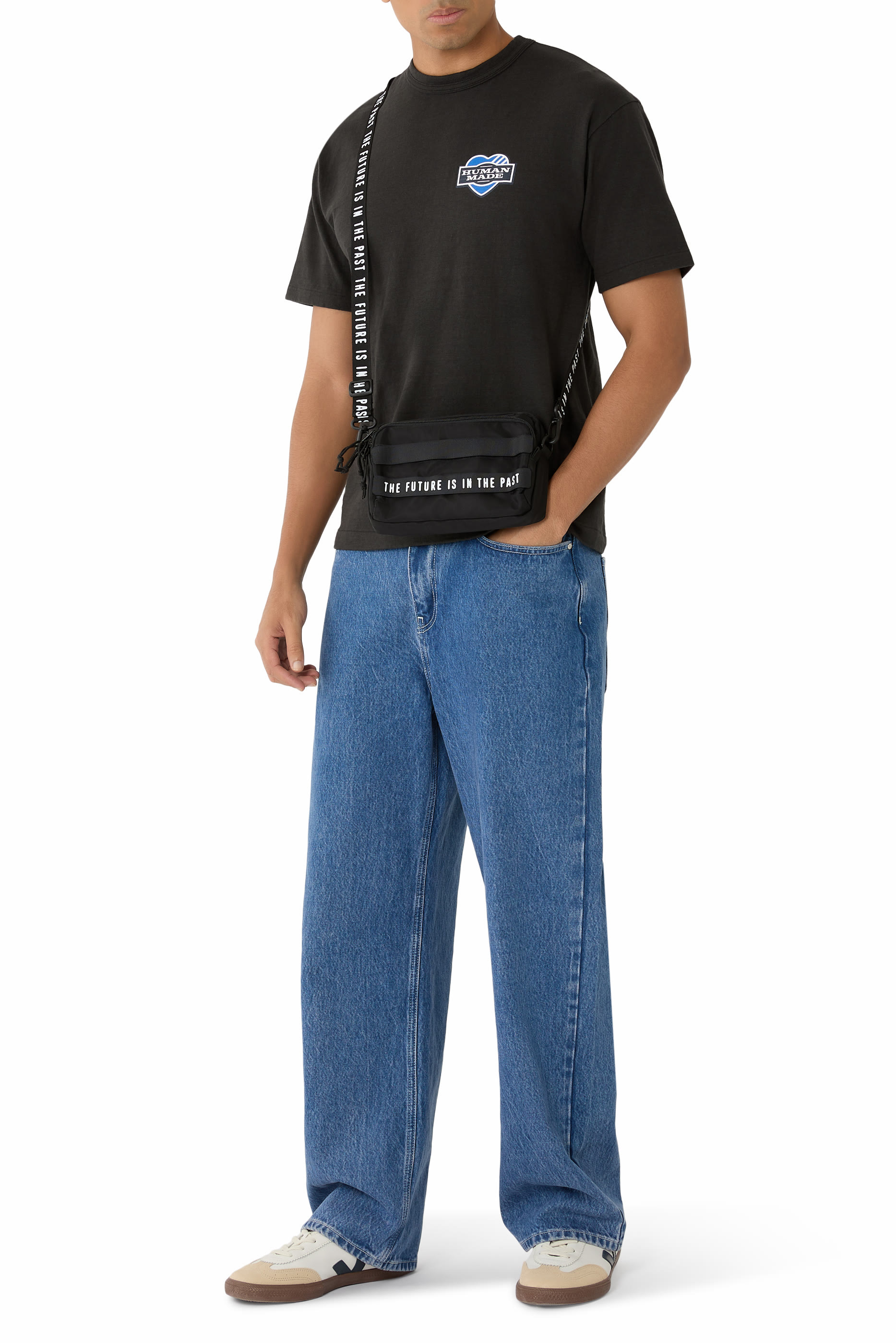 حقيبة صغيرة بتصميم عسكري