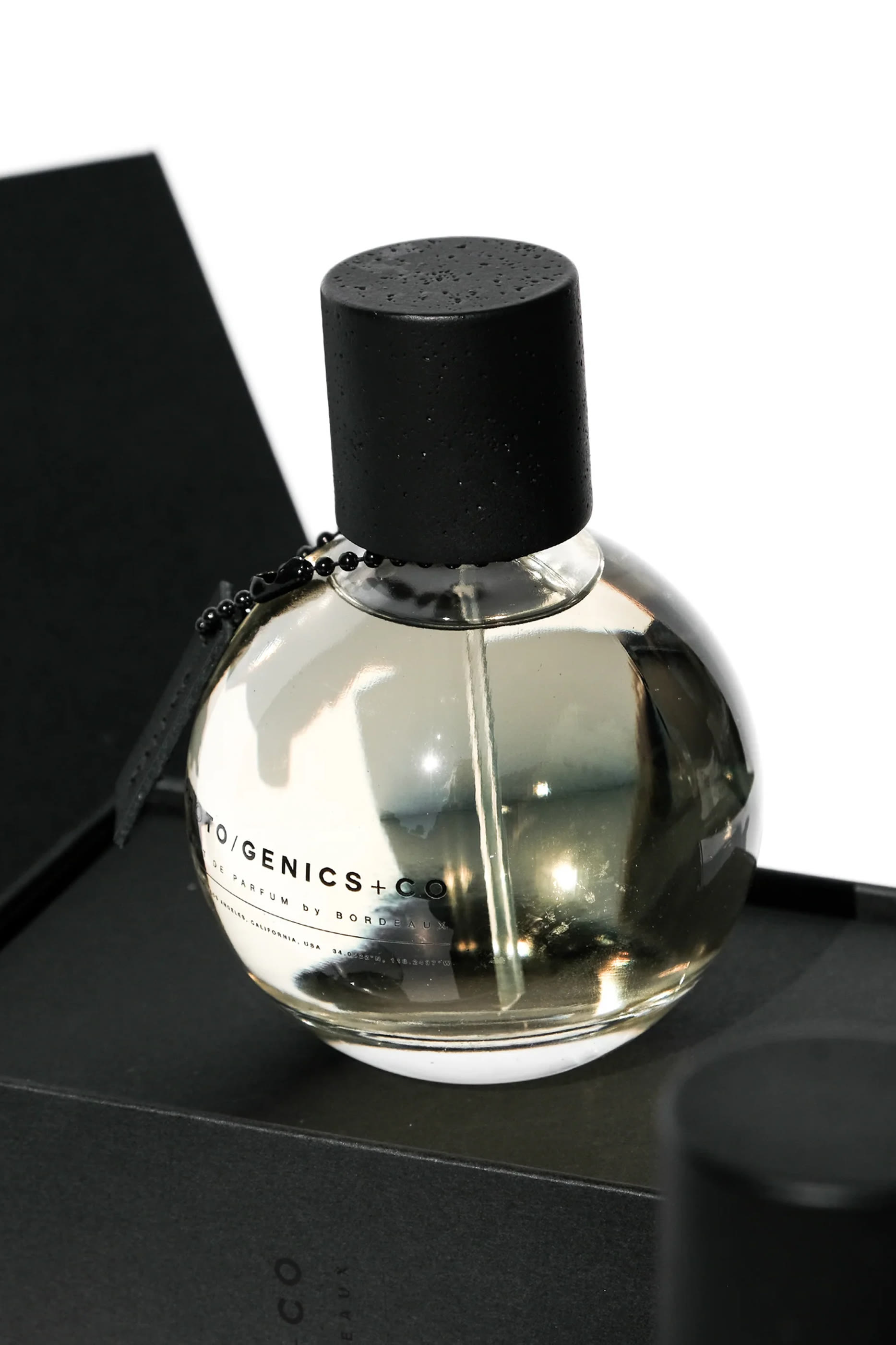 عطر مركز رقم 3 ساتيفا