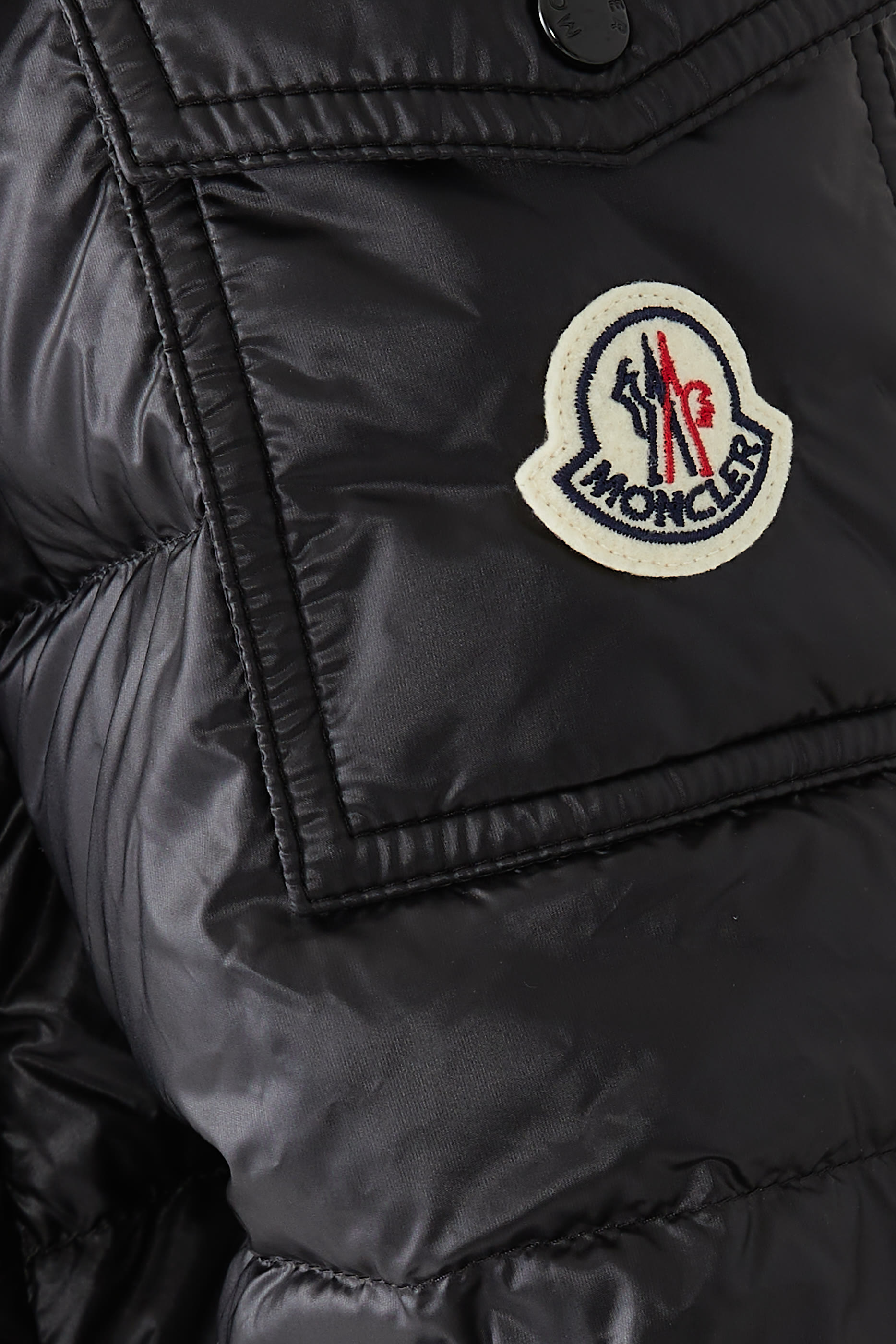 جاكيت غليس قصير مبطن بغطاء للرأس