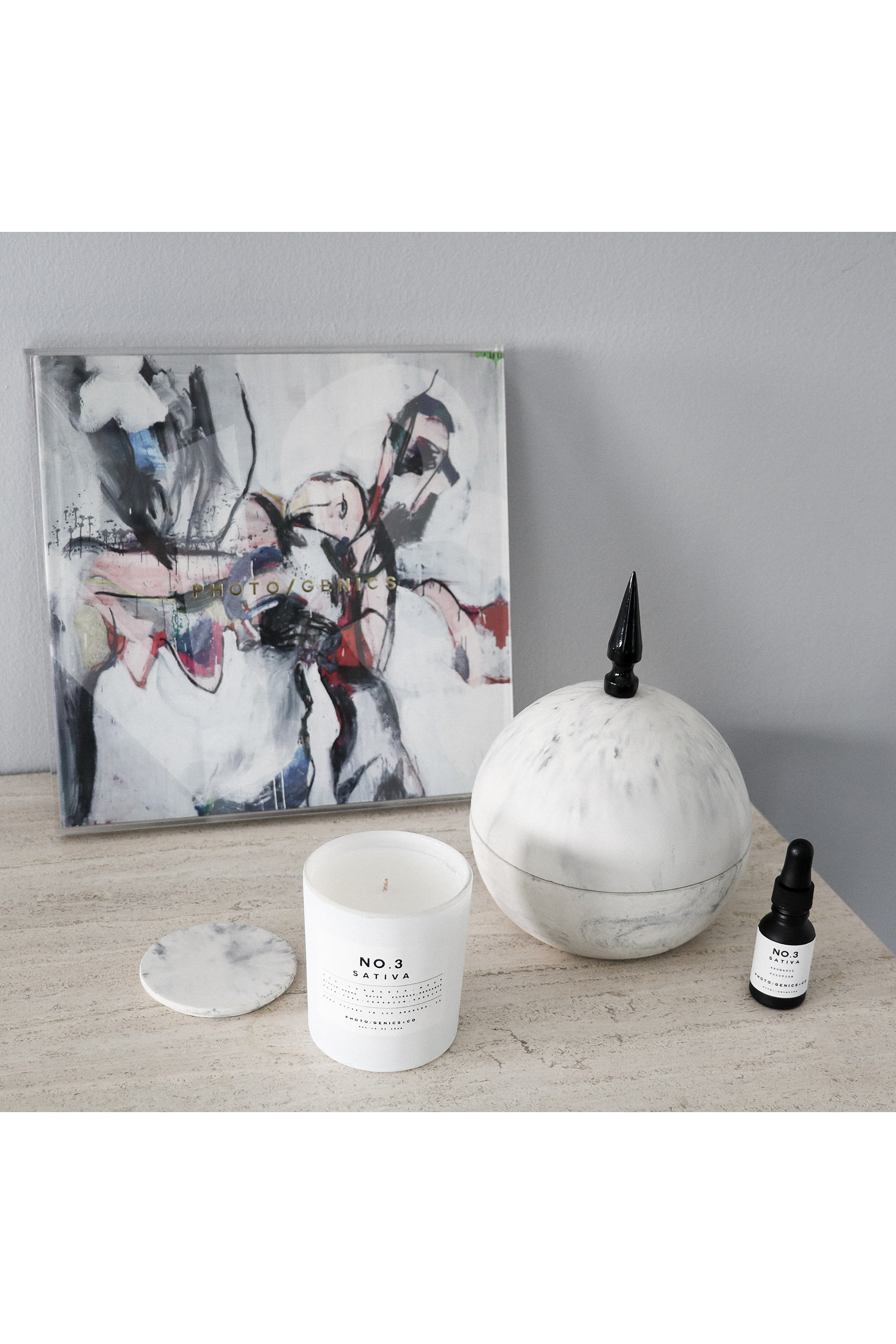 موزع عطر رقم 3 ساتيفا في وعاء مقبب خرساني