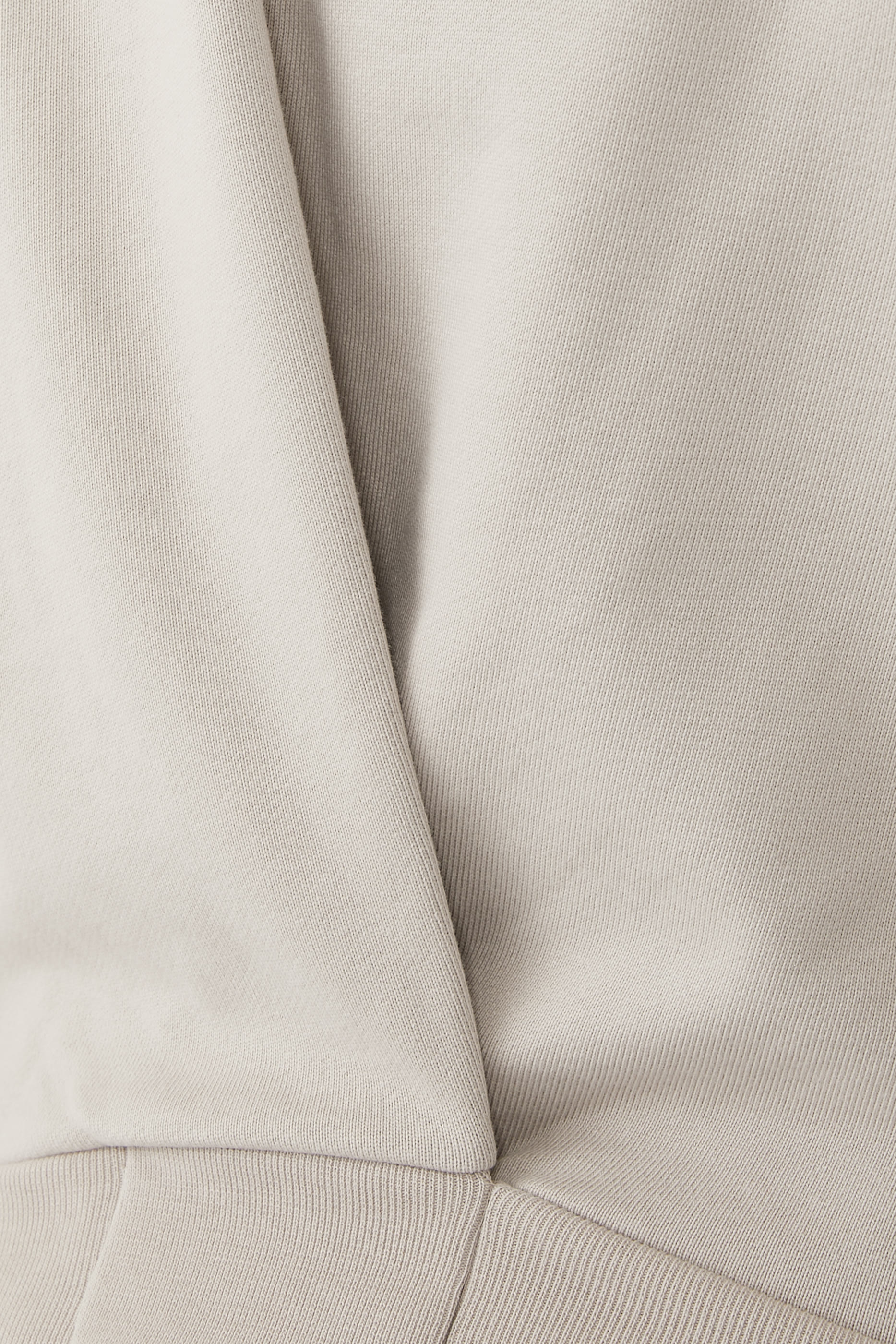 سويت شيرت بأكمام طويلة منحوتة قطن