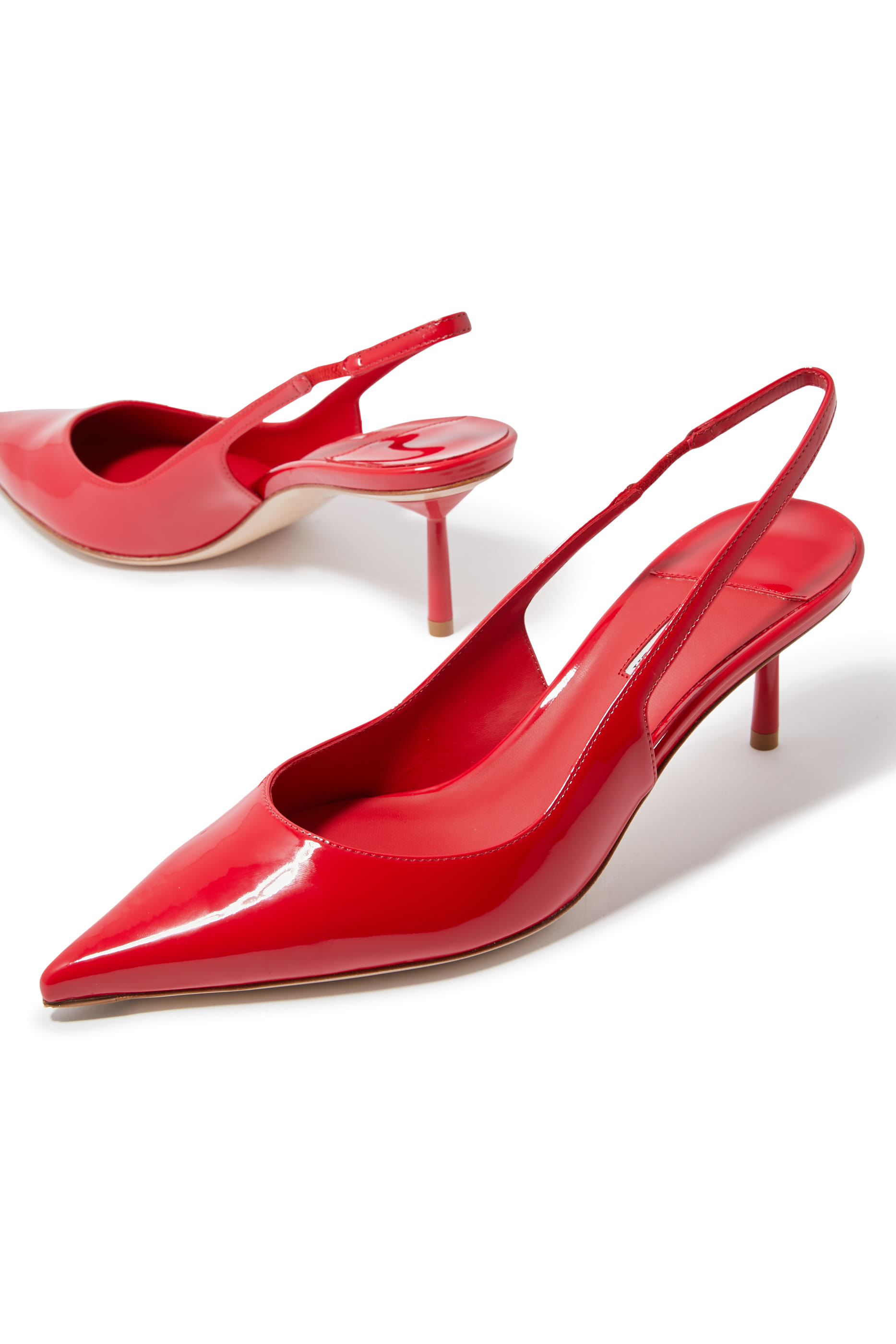 حذاء كلاسيكي بيلا 60 بسير خلفي