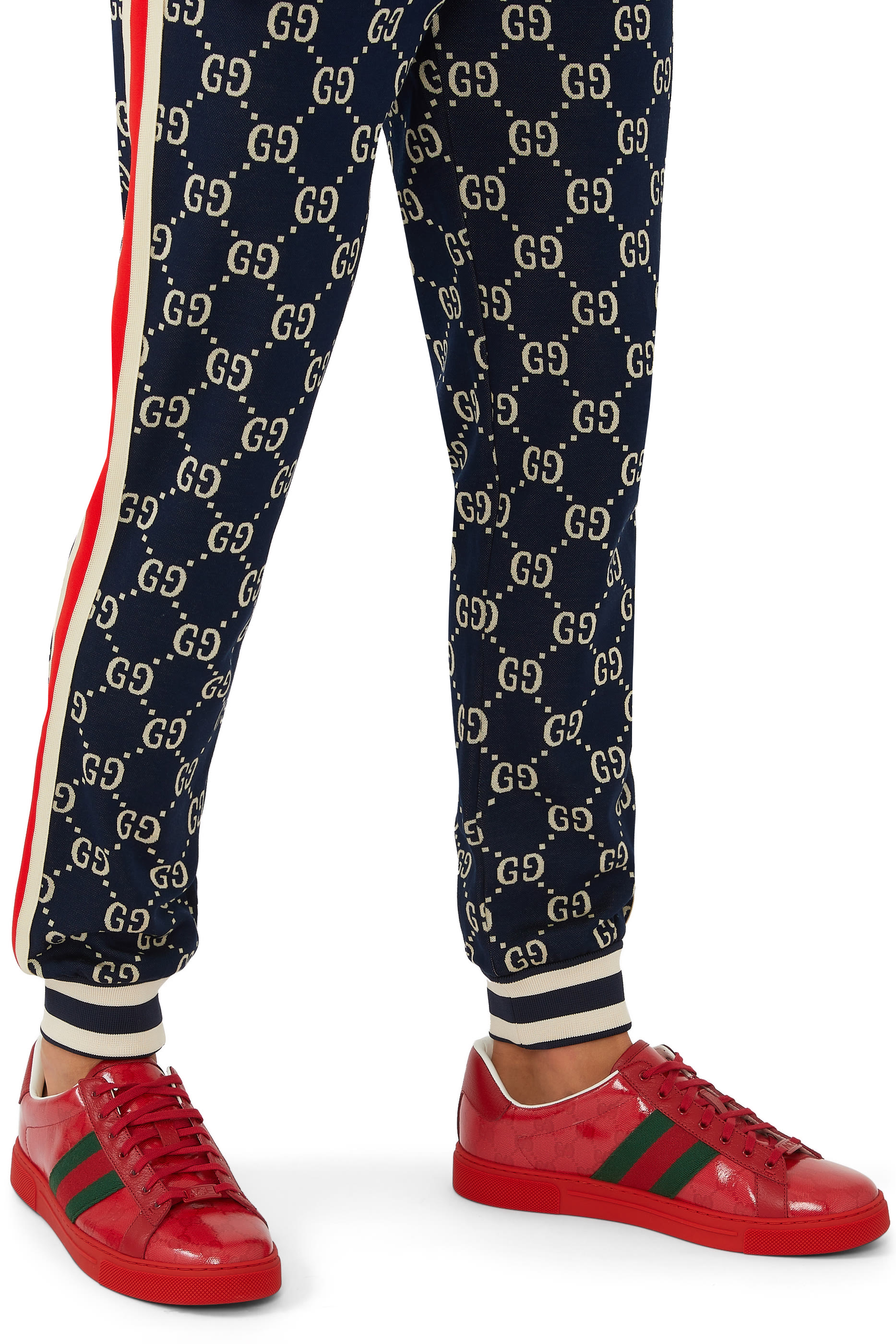 سنيكرز ايس مزين بكريستال ونقشة حرفي شعار الماركة قماش قنب