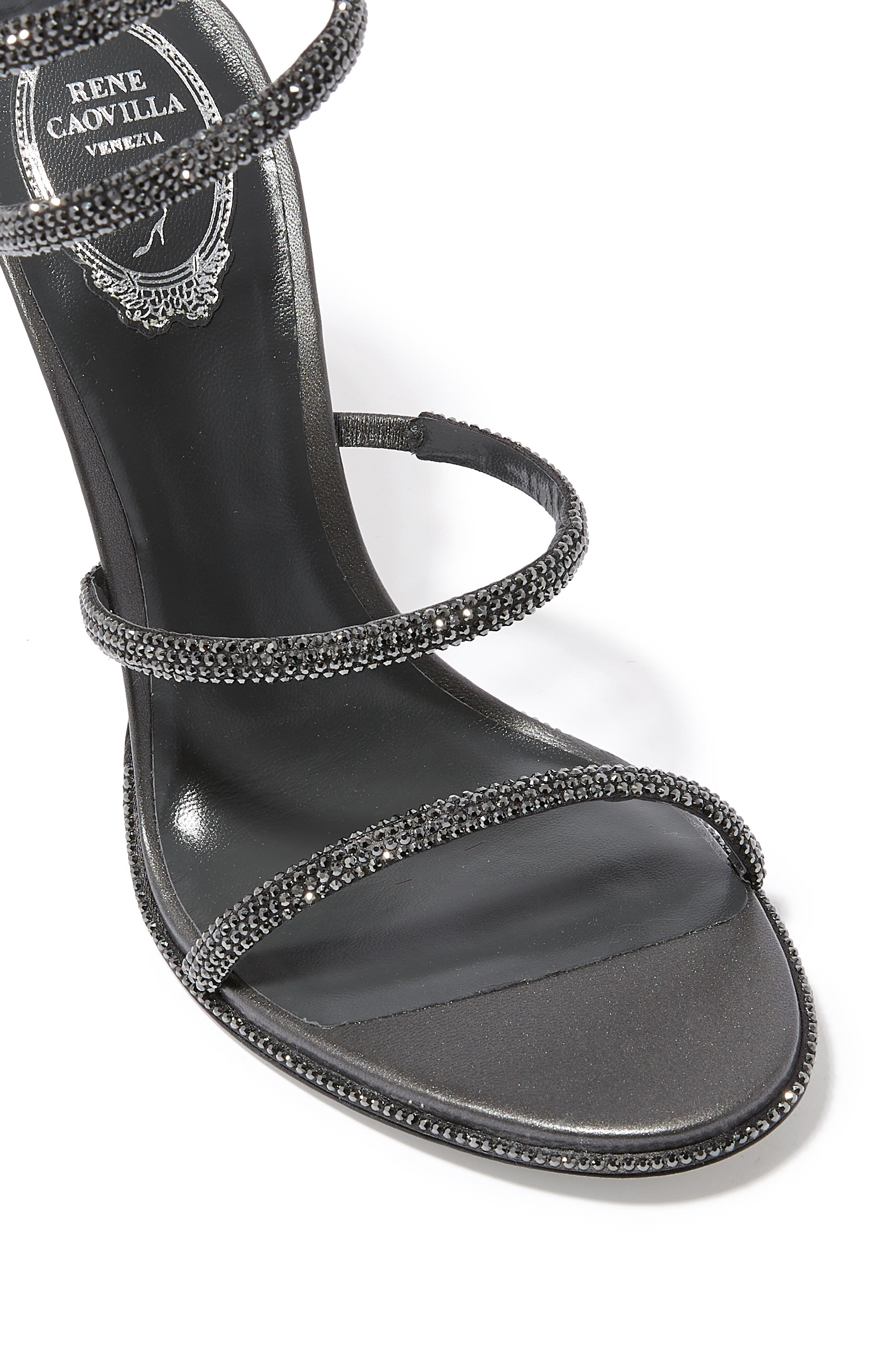 صندل كليو 105 مرصع يلتف حول القدم