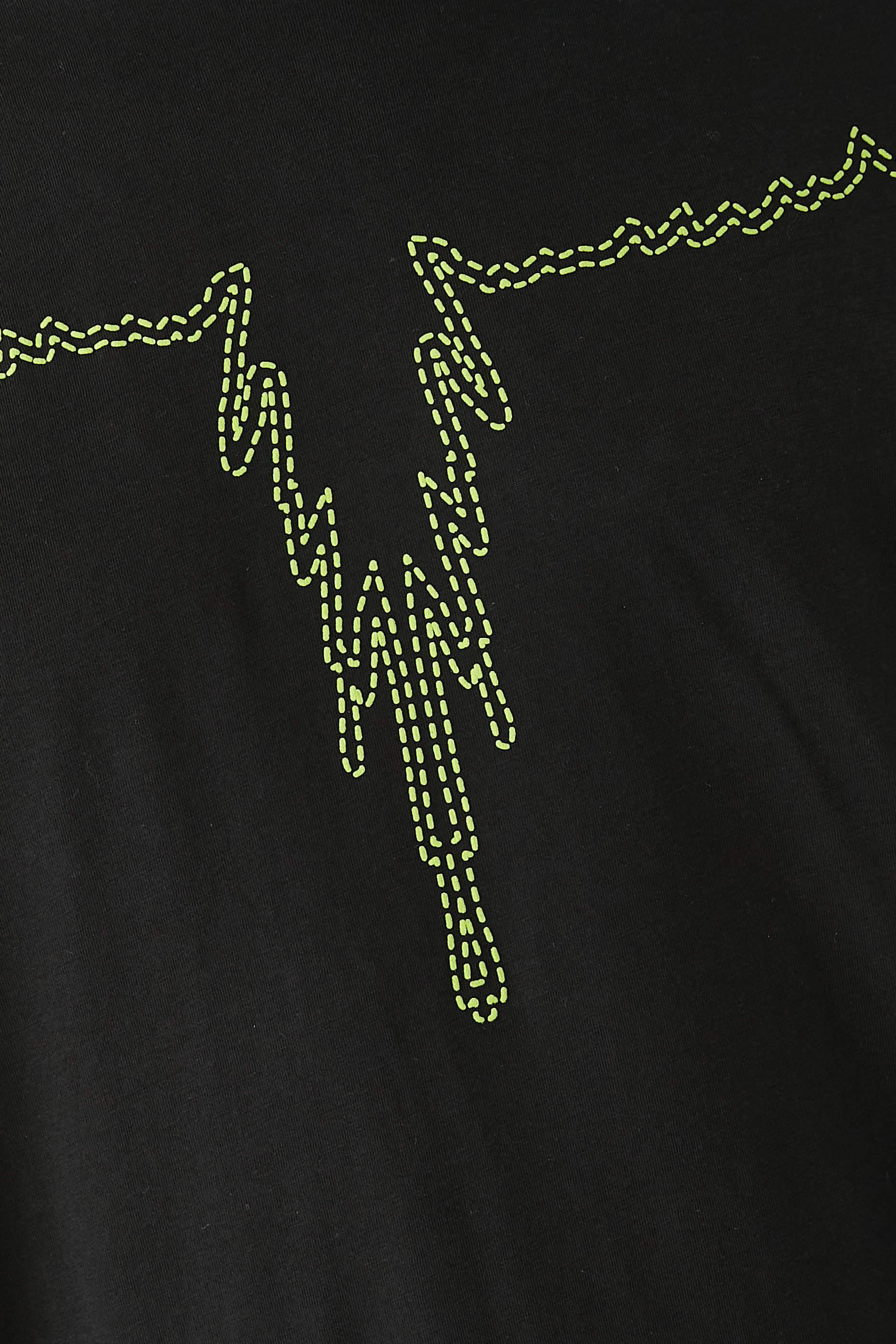 تيشيرت بأجنحة محاكة