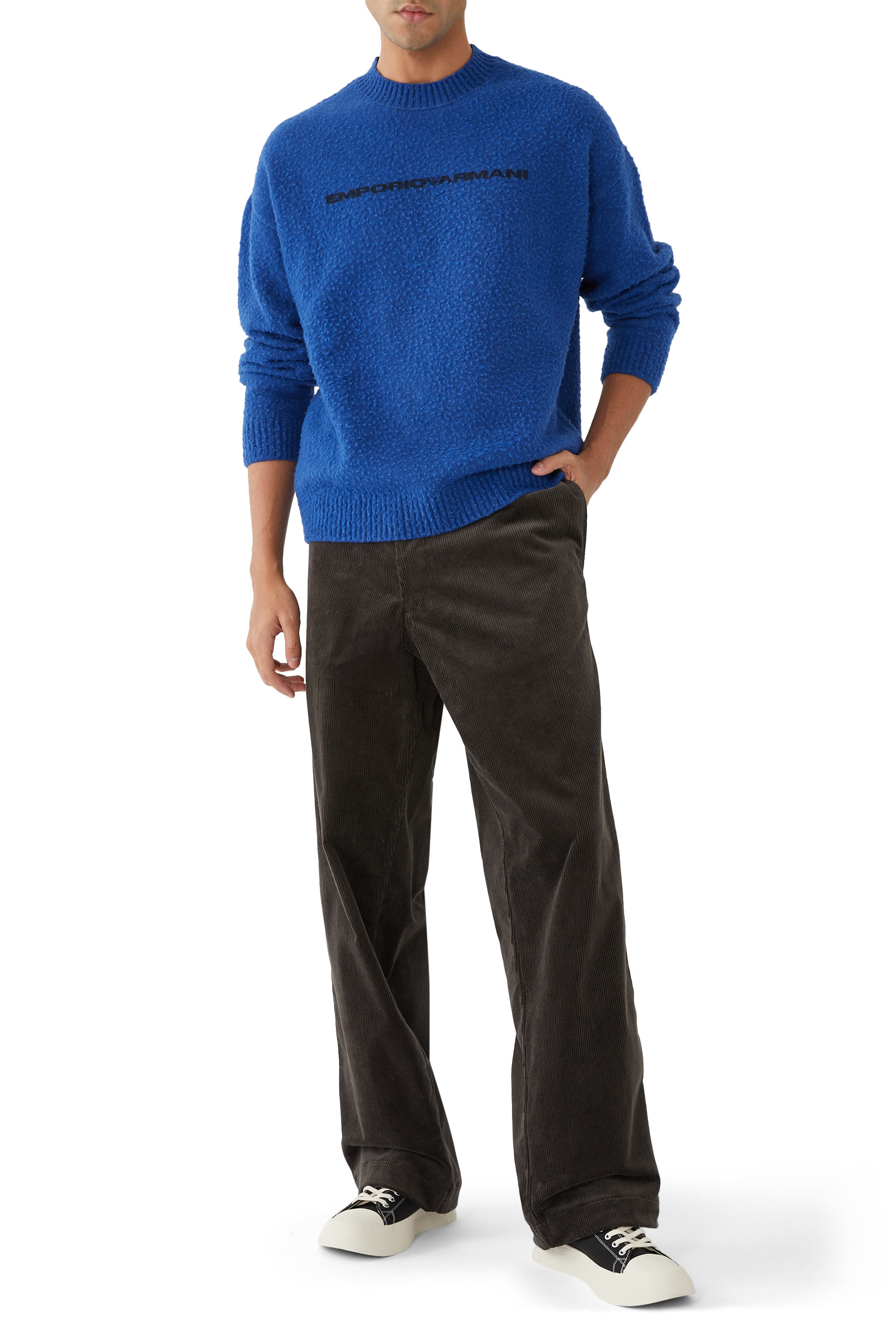 بنطال ايه اس في ضمن تشكيلة الملابس الأساسية قماش مخملي عضوي مطاطي