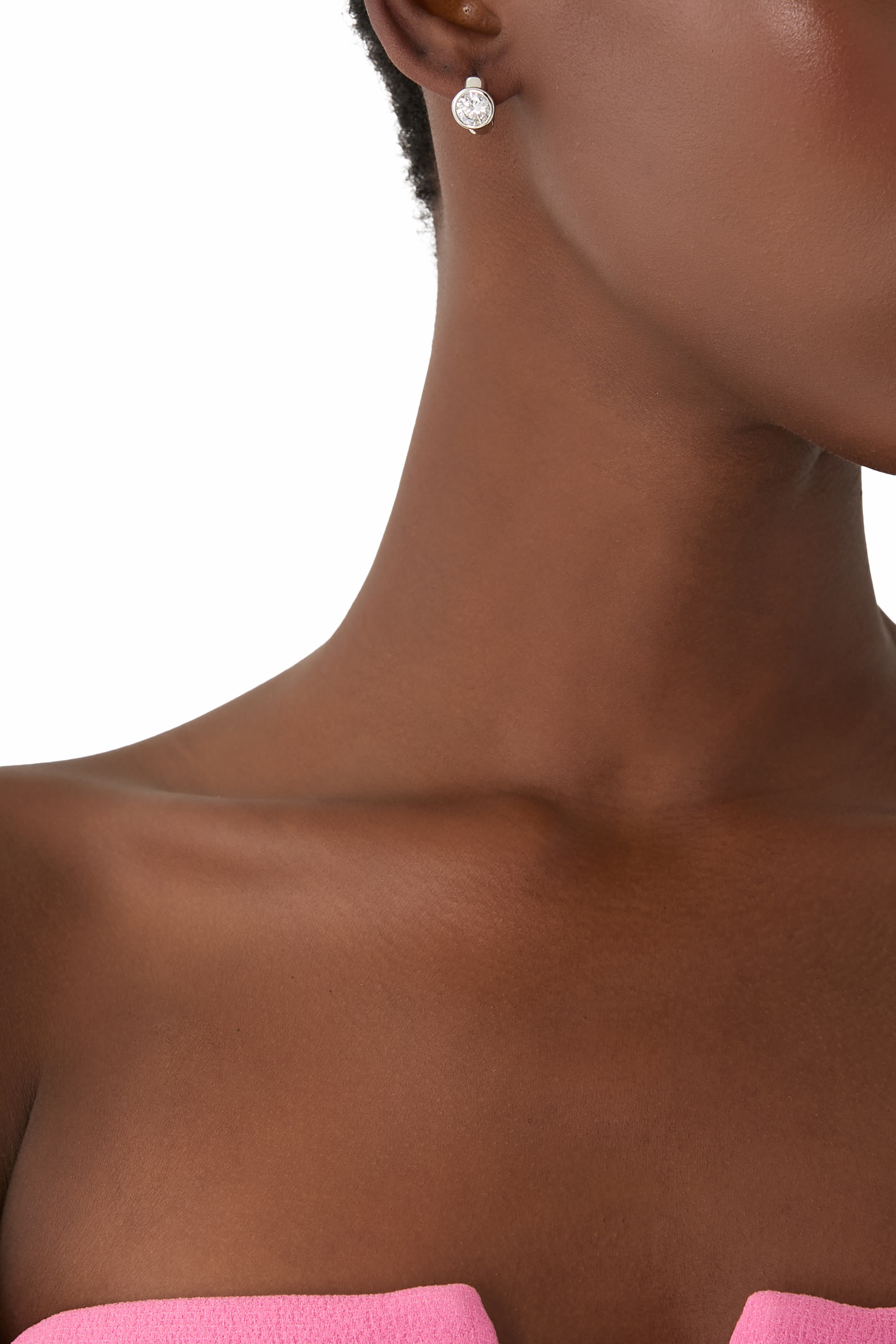 أقراط هاجي كيب سباركلينج بحجر مستدير