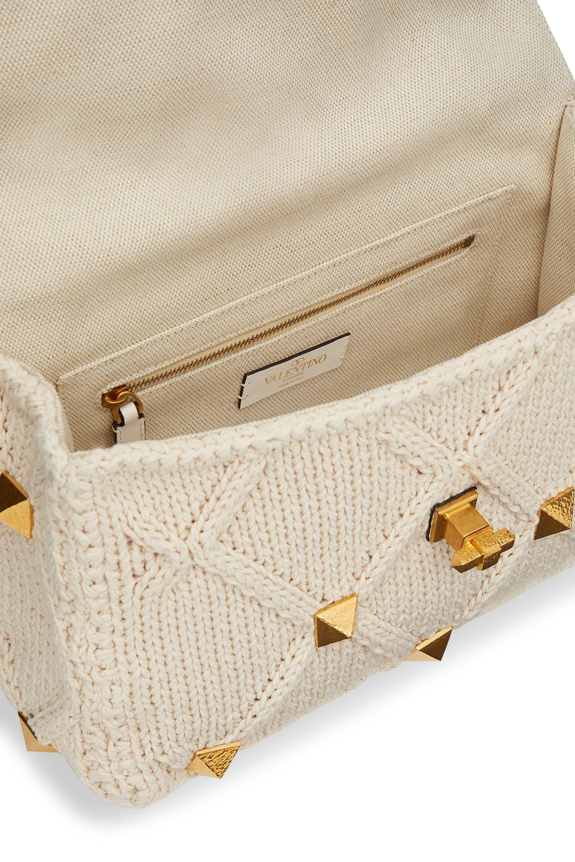 حقيبة فالنتينو غارافاني رومان بحلي هرمية منسوجة