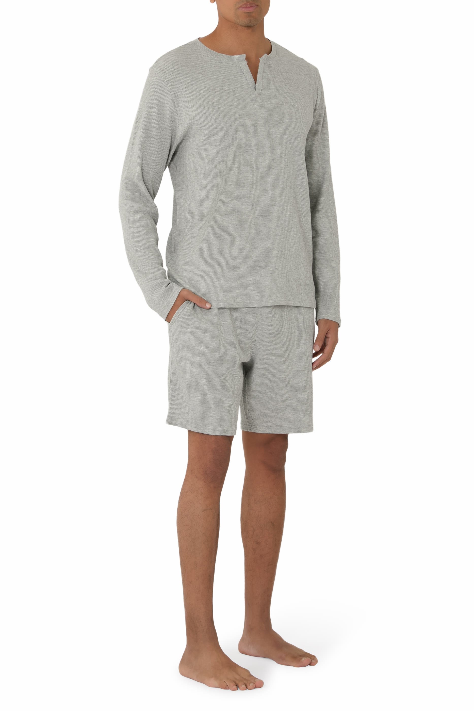 تيشيرت للنوم بياقة هينلي نسيج متشابك