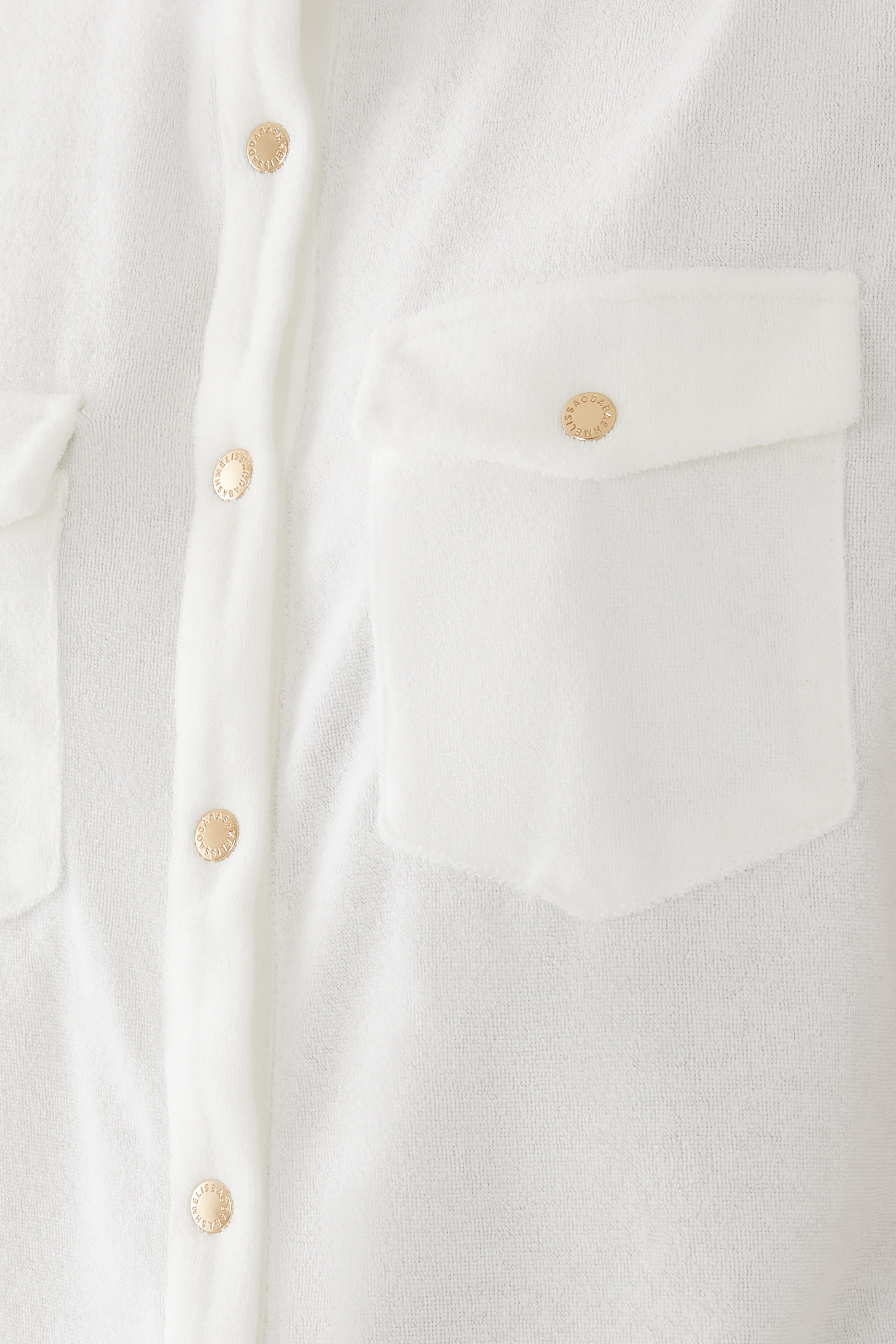 قميص توري بلون أبيض