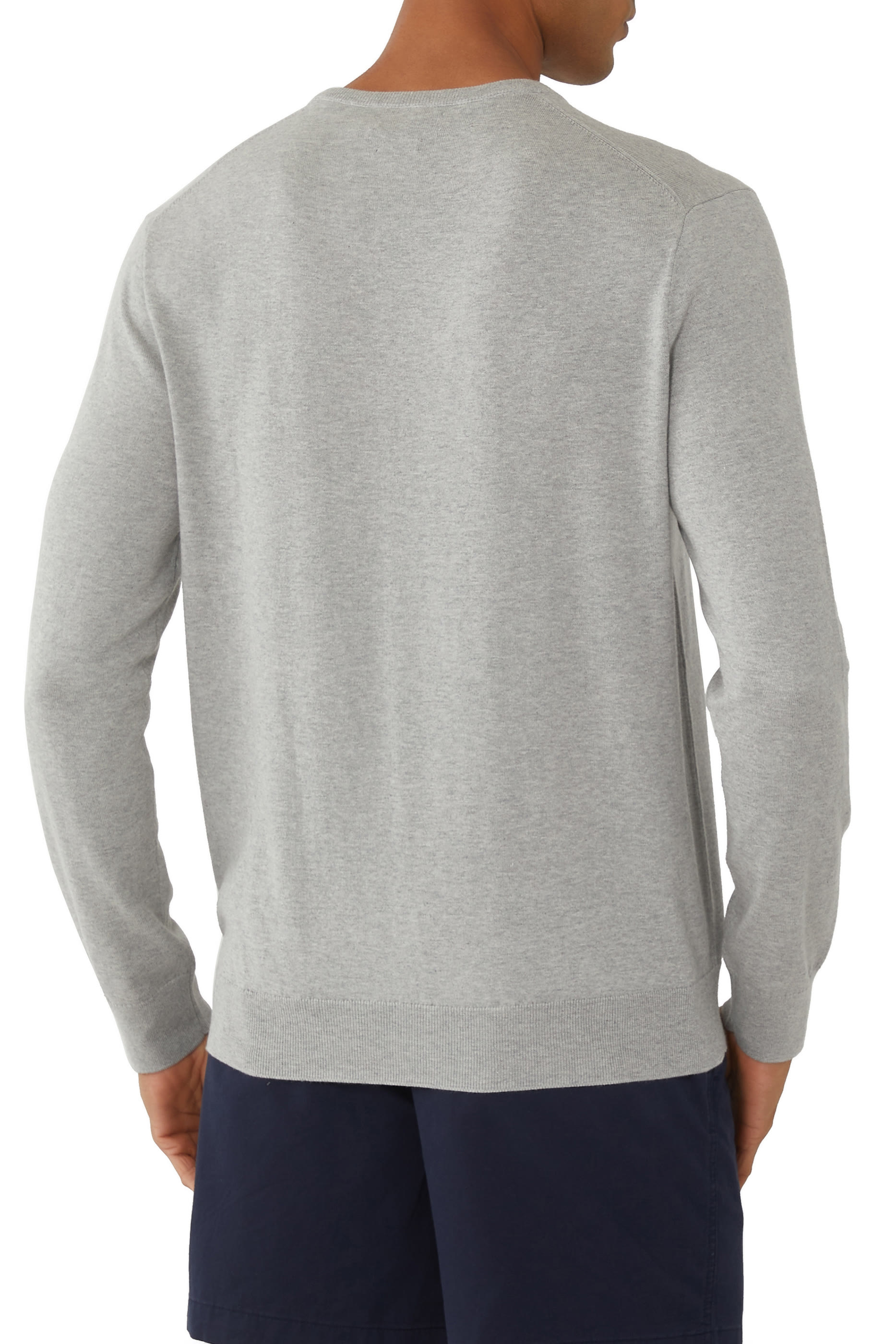 كنزة مطرزة بياقة ضيقة