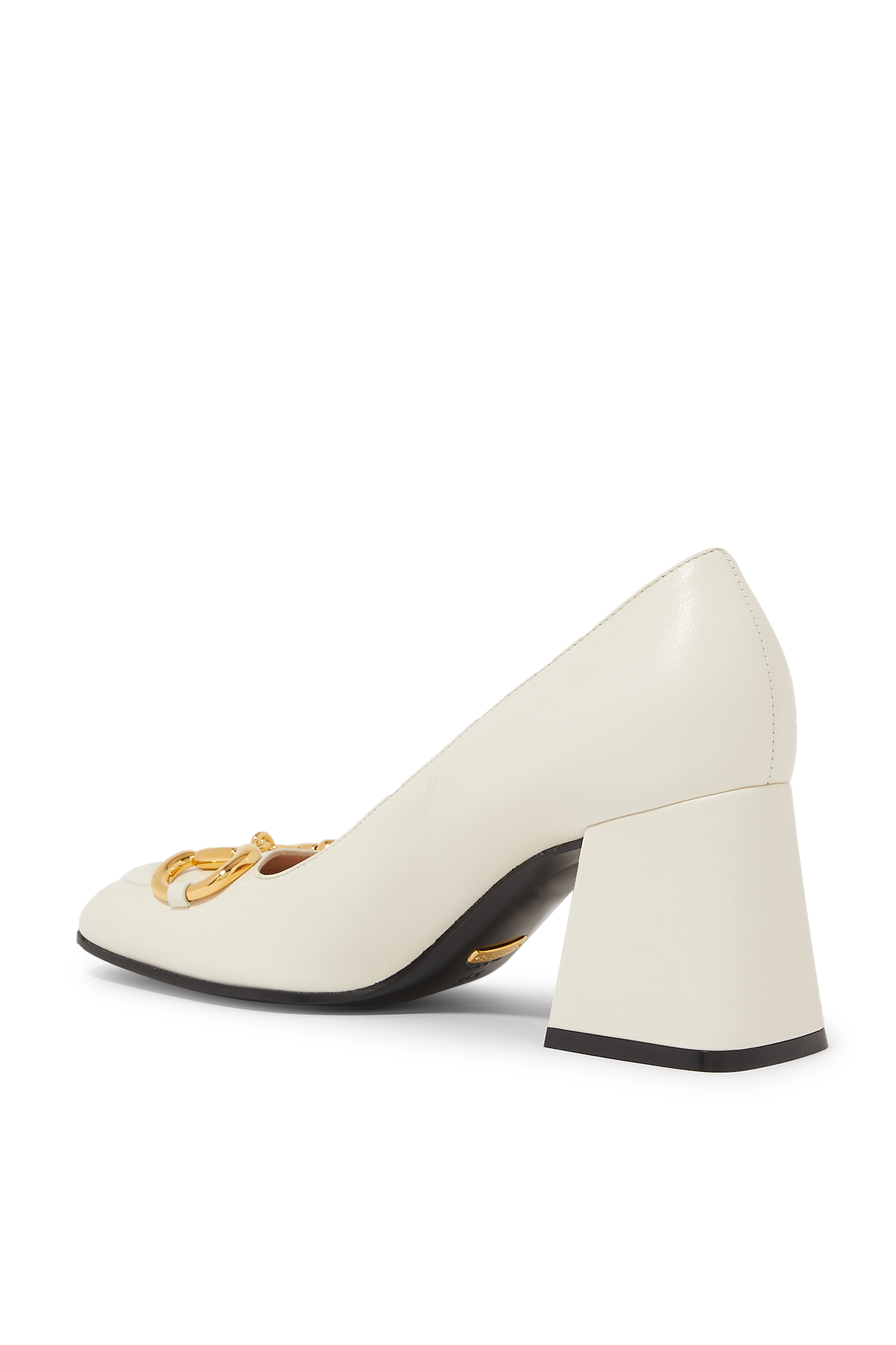 حذاء كلاسيك بحلية لجام الحصان وكعب متوسط الارتفاع