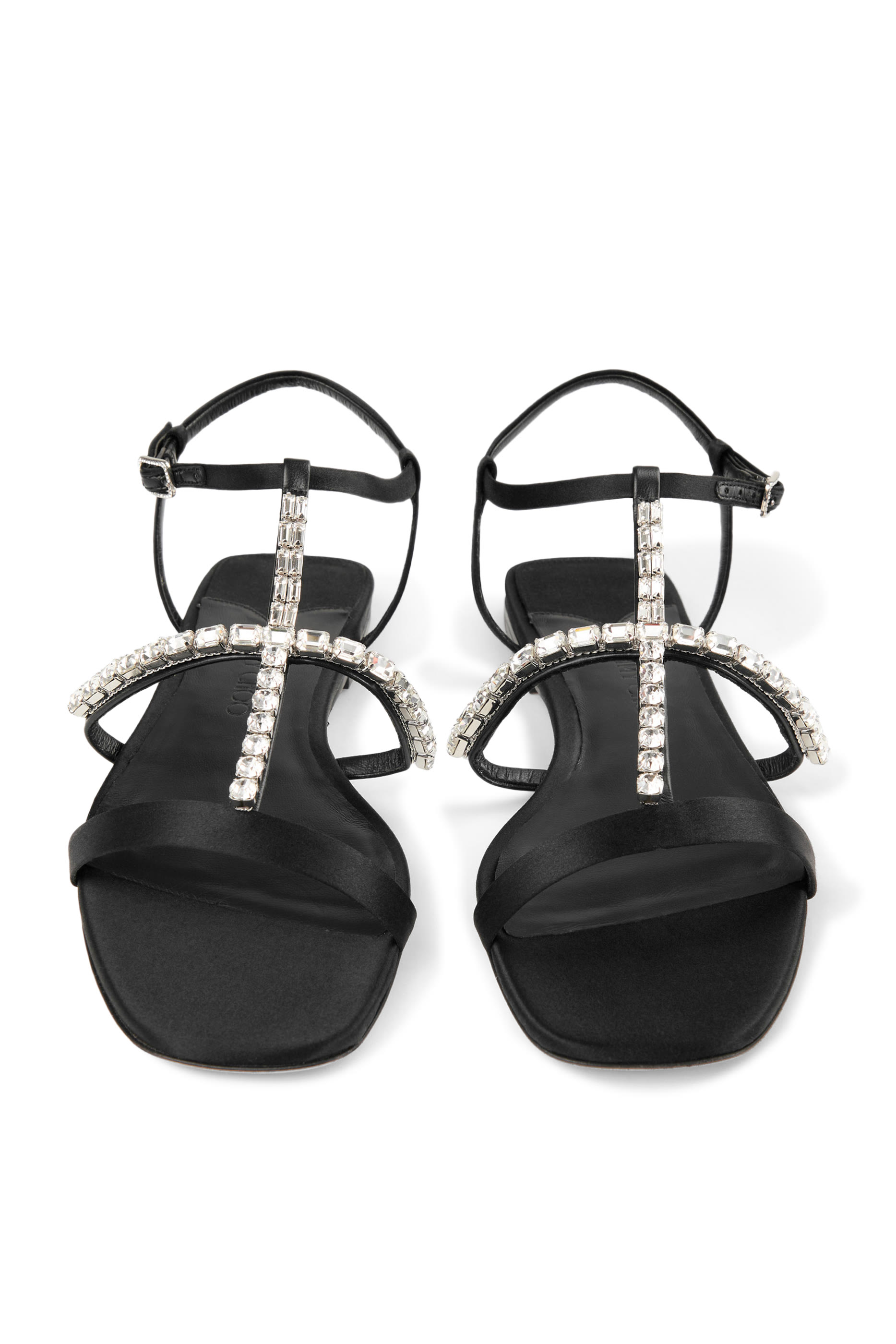 صندل بكعب مسطح وسيور بتصميم حرف T بالكريستال