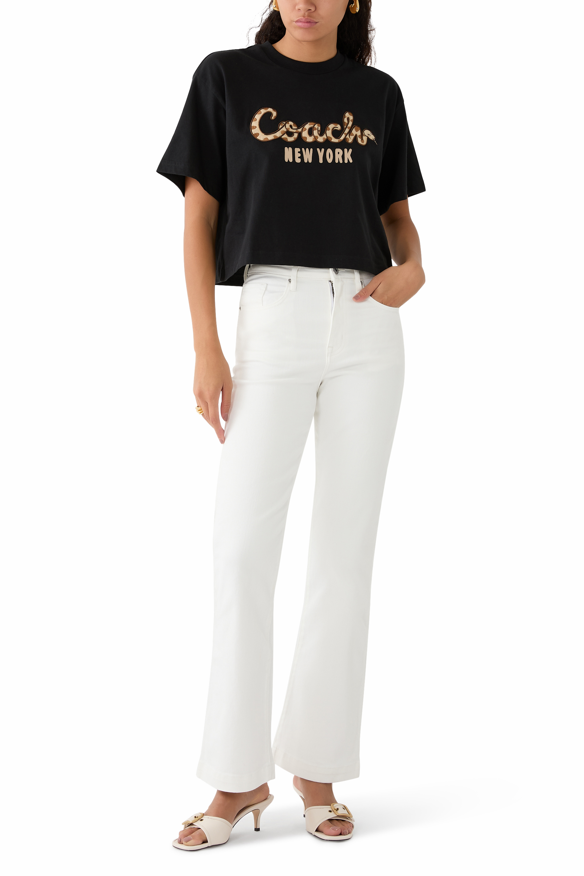 تيشيرت بقصة قصيرة بطبعة ثعبان للعام الجديد